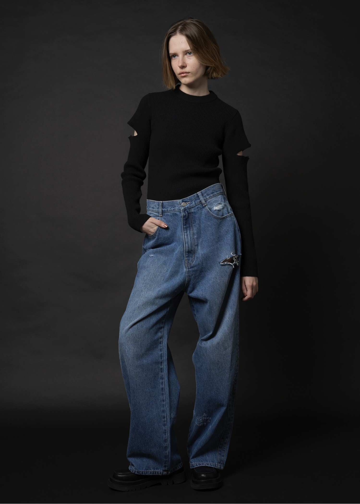 sleeve side notch rib knit