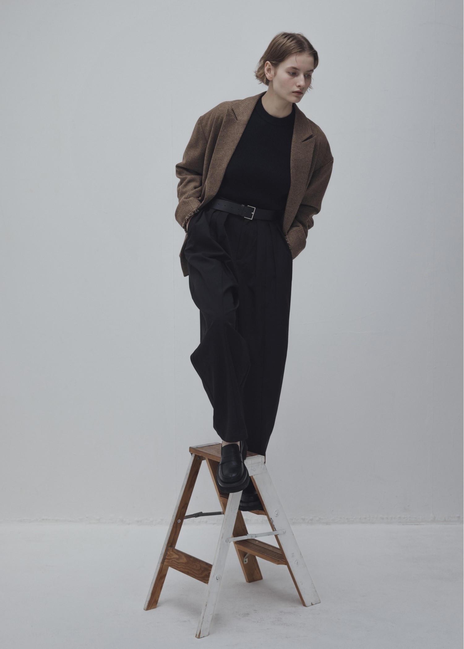 sleeve side notch rib knit