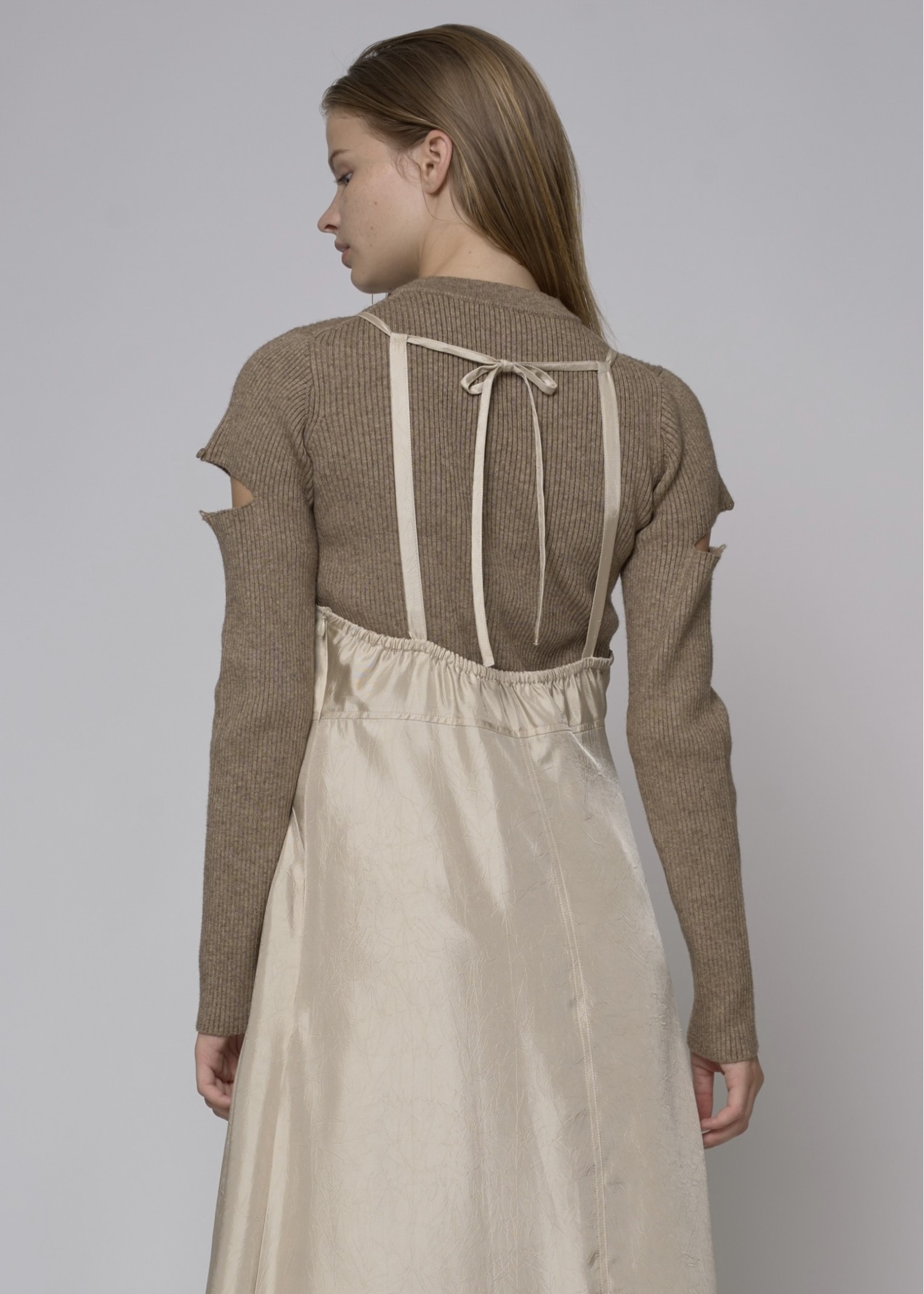 sleeve side notch rib knit