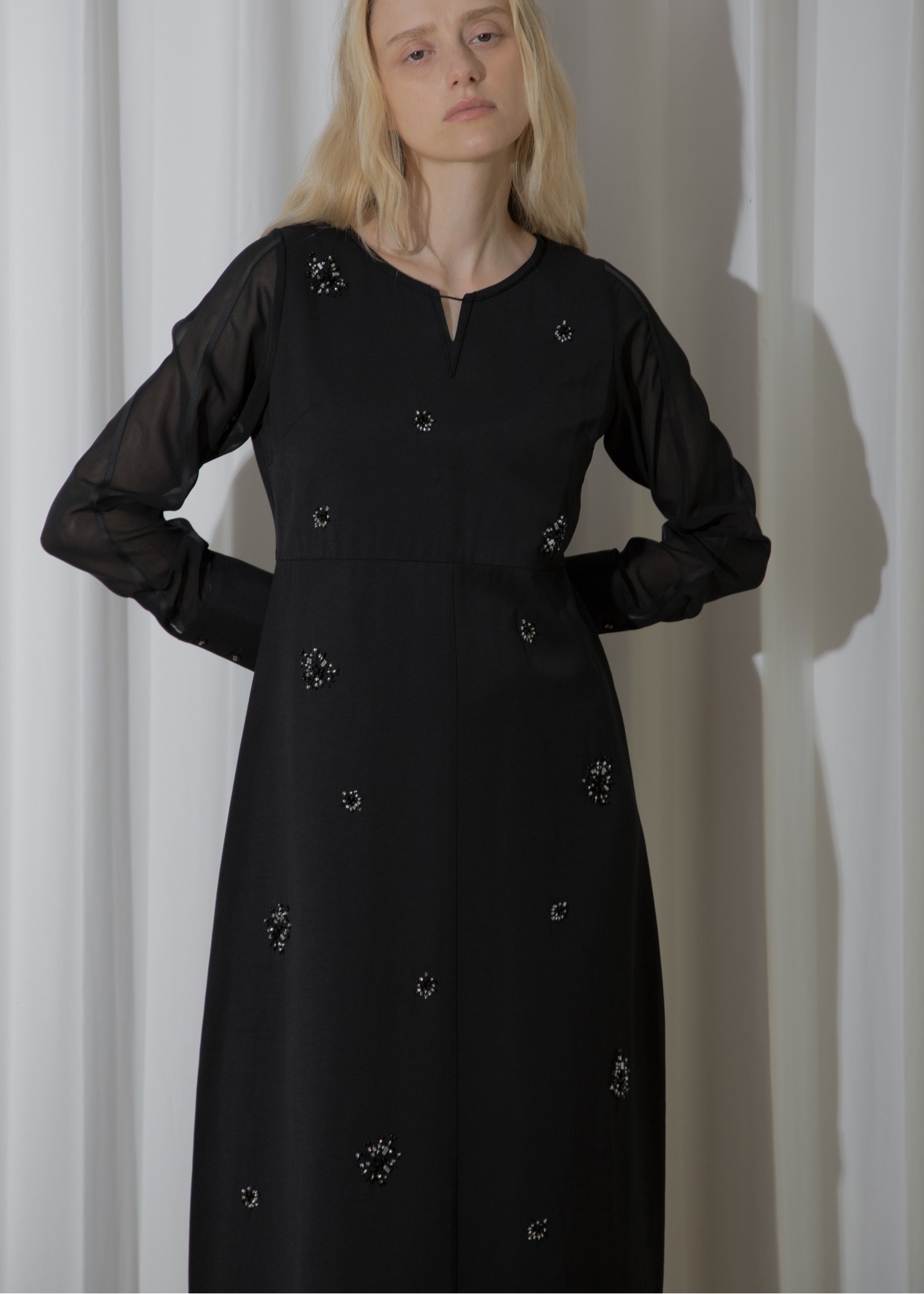 bijou motif sheer sleeve graceful OP