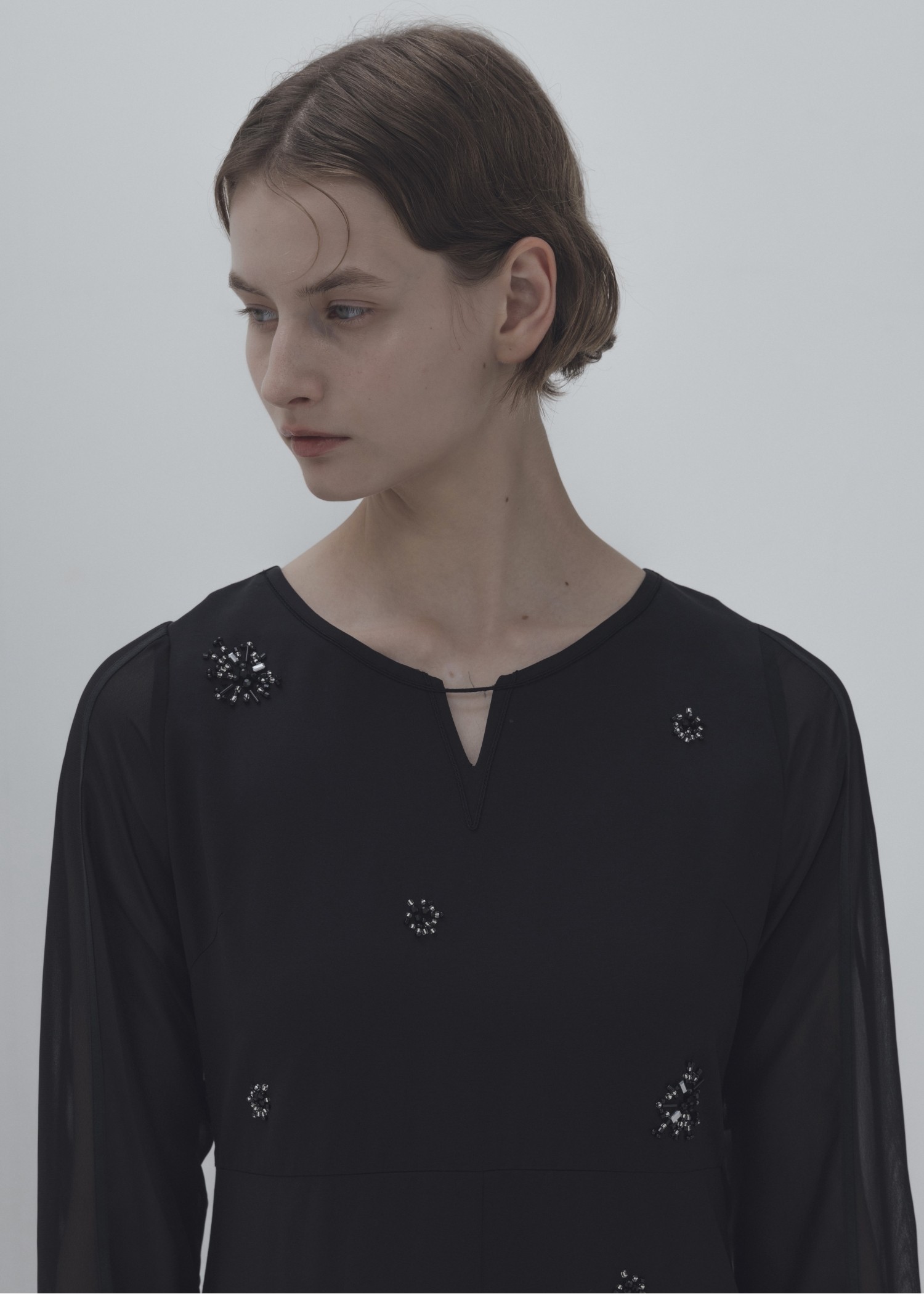 bijou motif sheer sleeve graceful OP