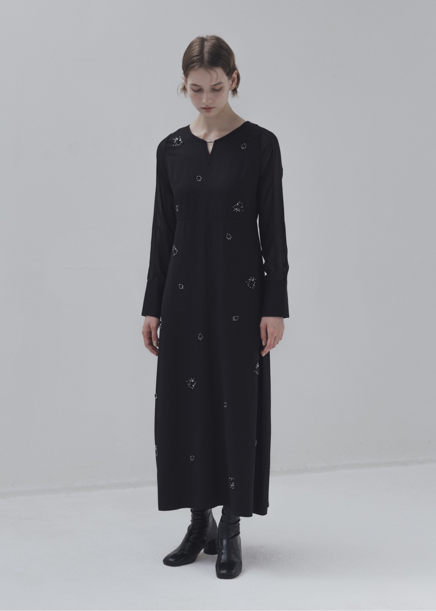 bijou motif sheer sleeve graceful OP