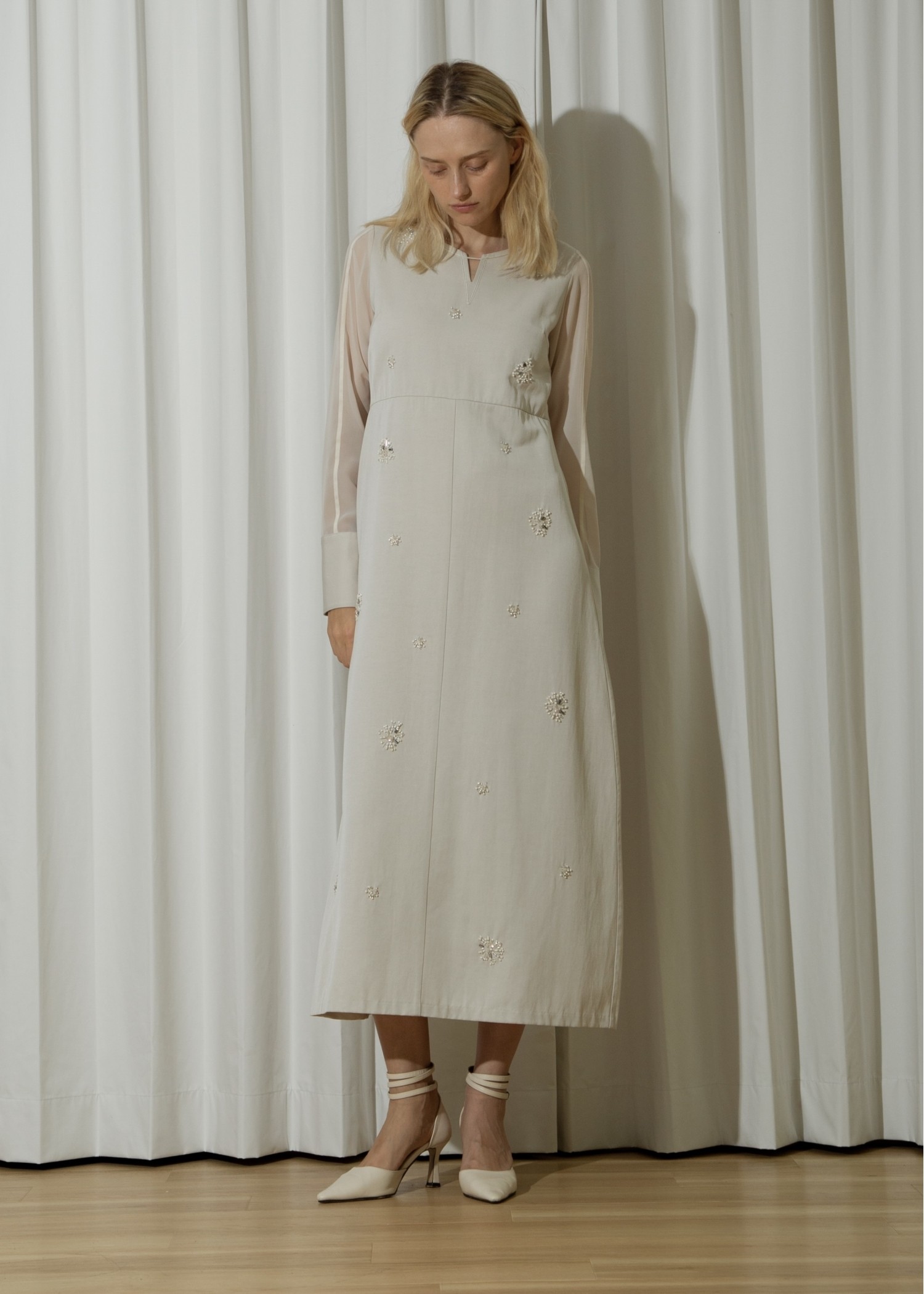 bijou motif sheer sleeve graceful OP