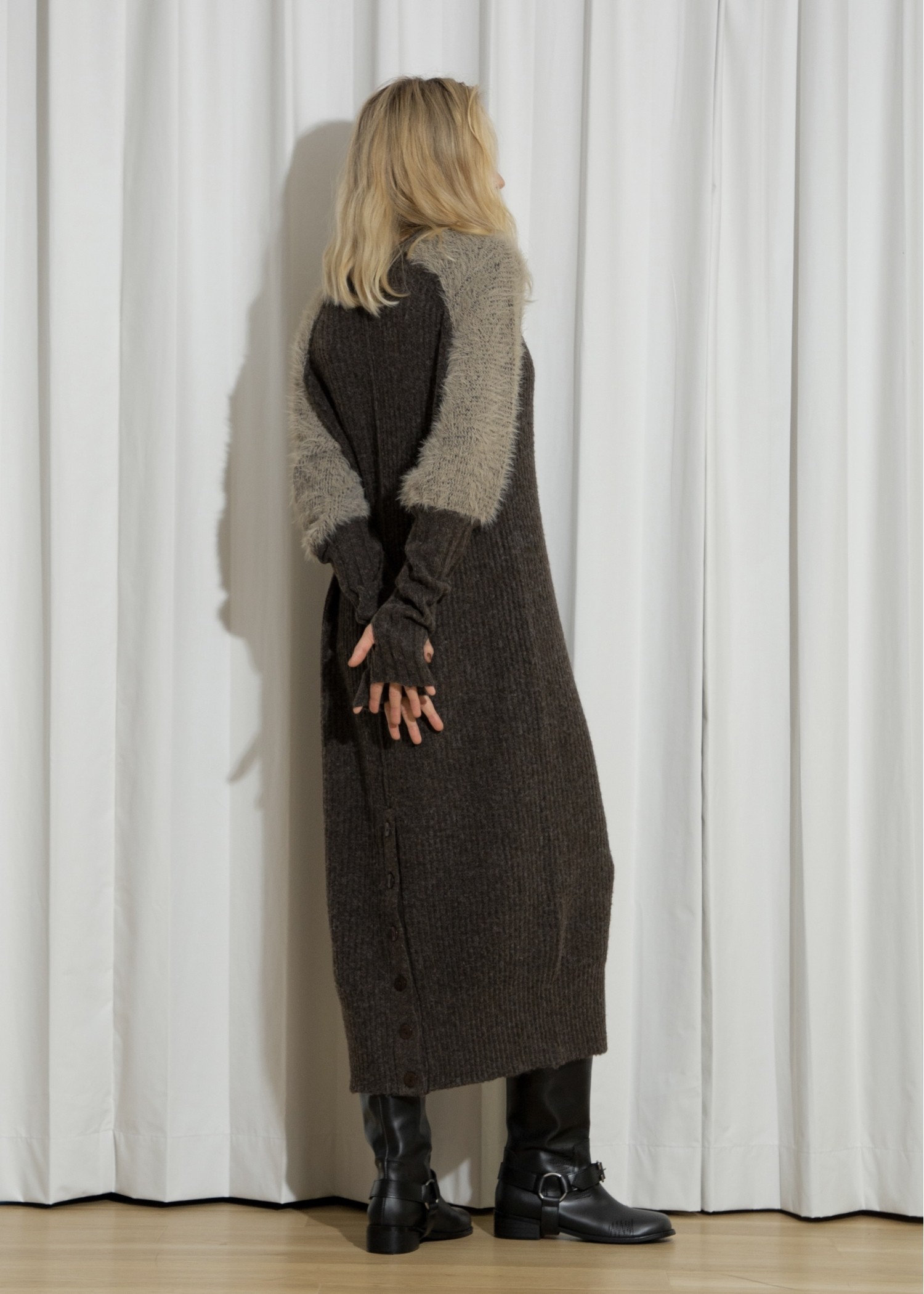 shaggy sleeve finger hole long knit op