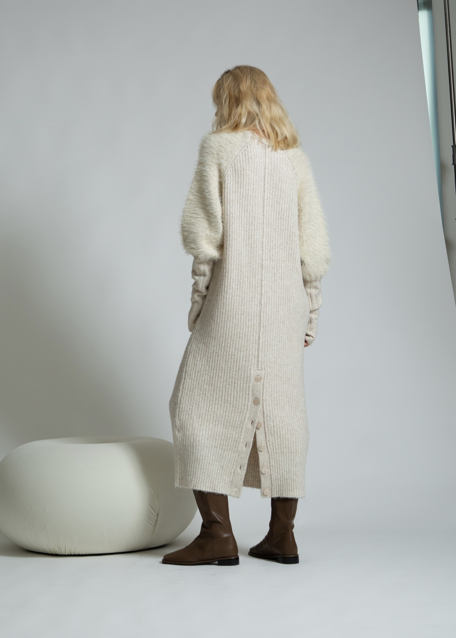 shaggy sleeve finger hole long knit op