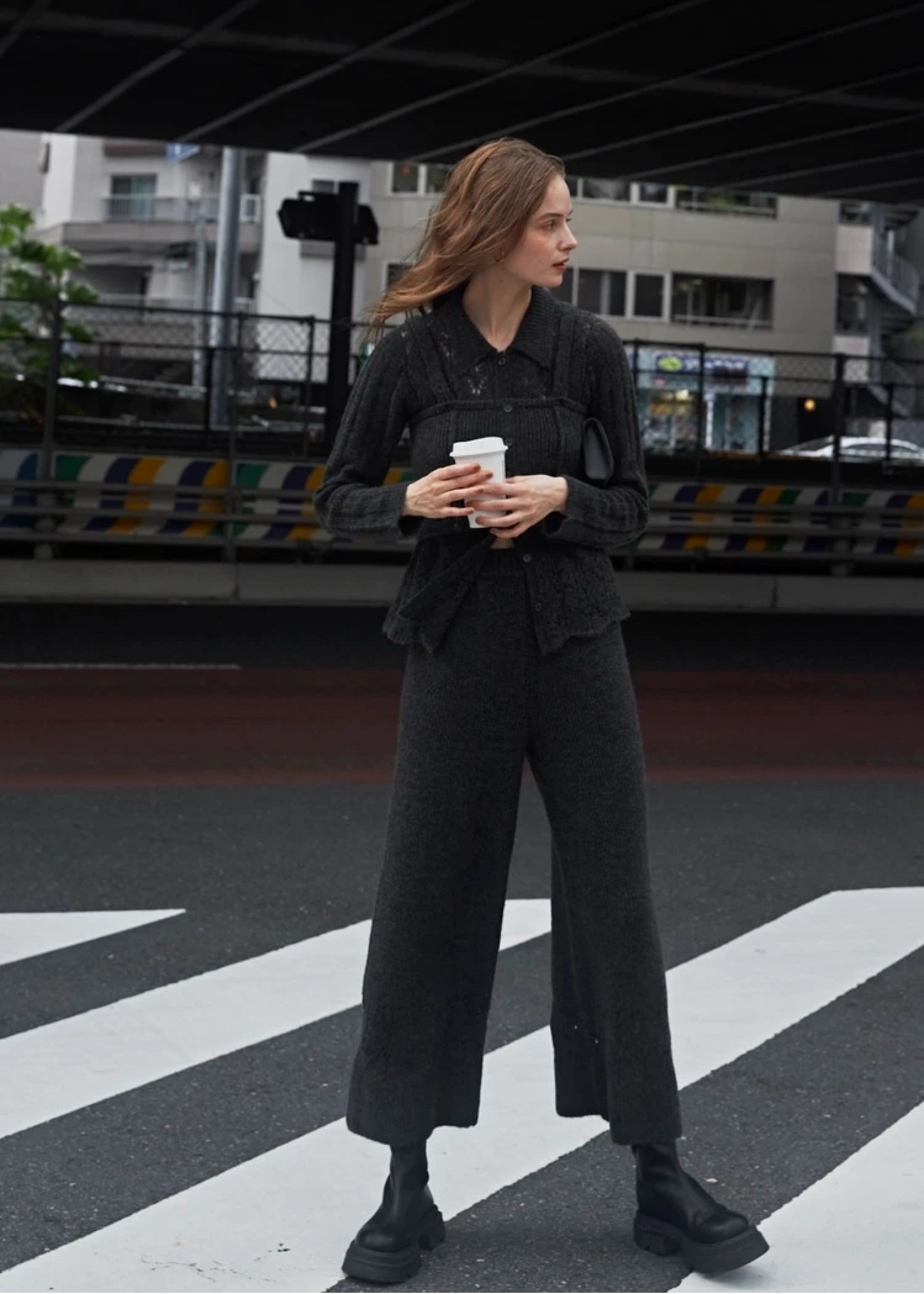 switching hem sheer crochet knit PT