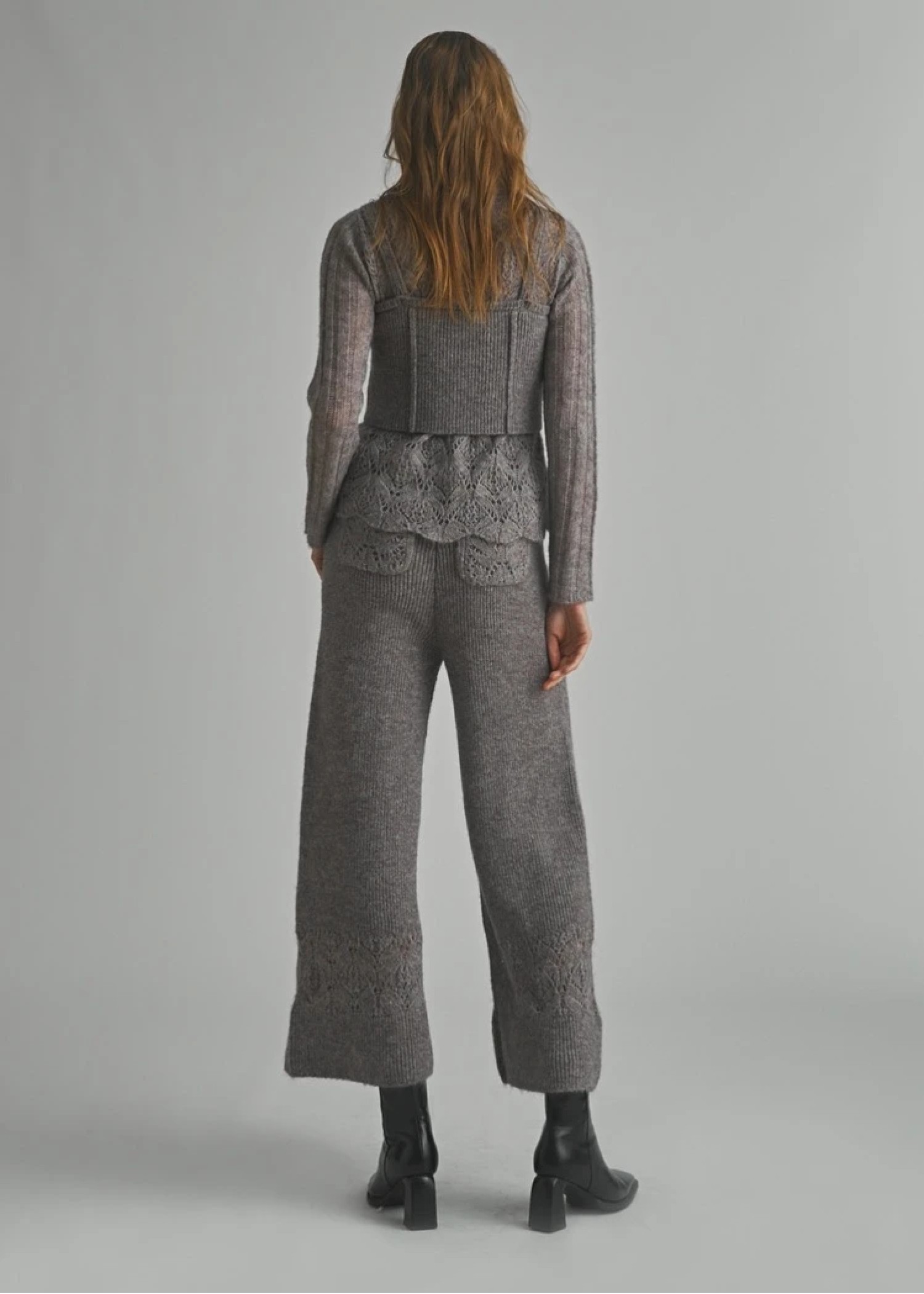 switching hem sheer crochet knit PT