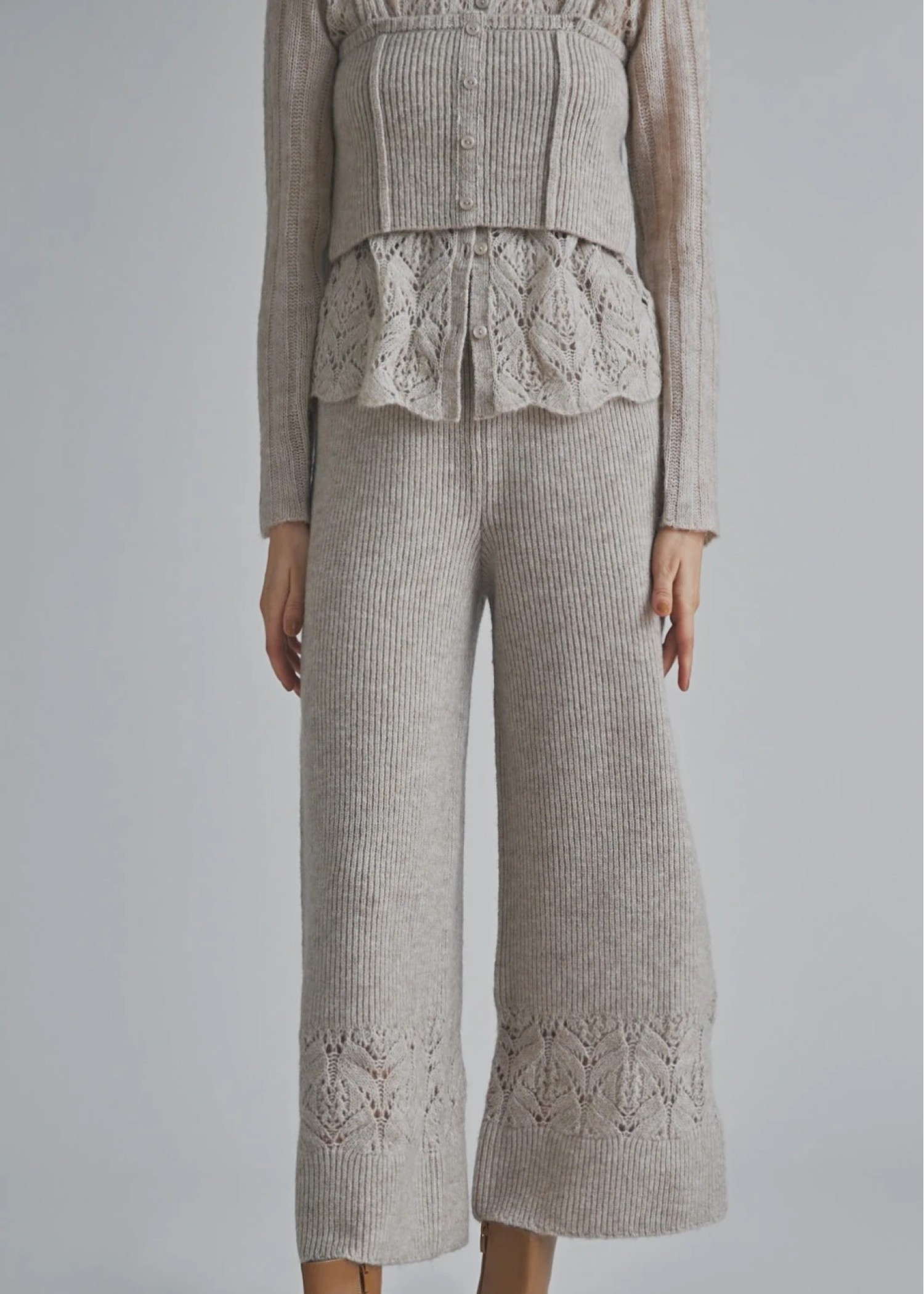 switching hem sheer crochet knit PT