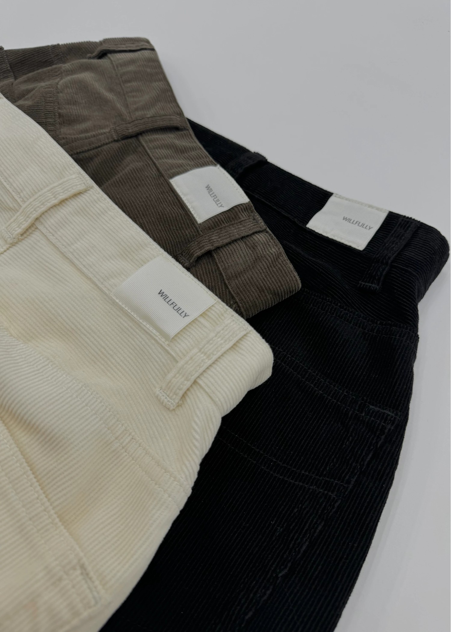 corduroy darts curve silhouette PT