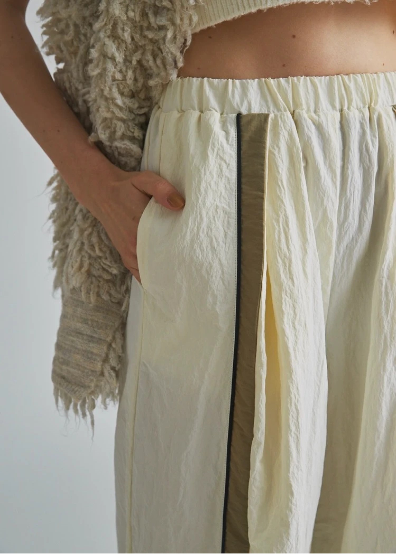 bi color line nylon wide PT