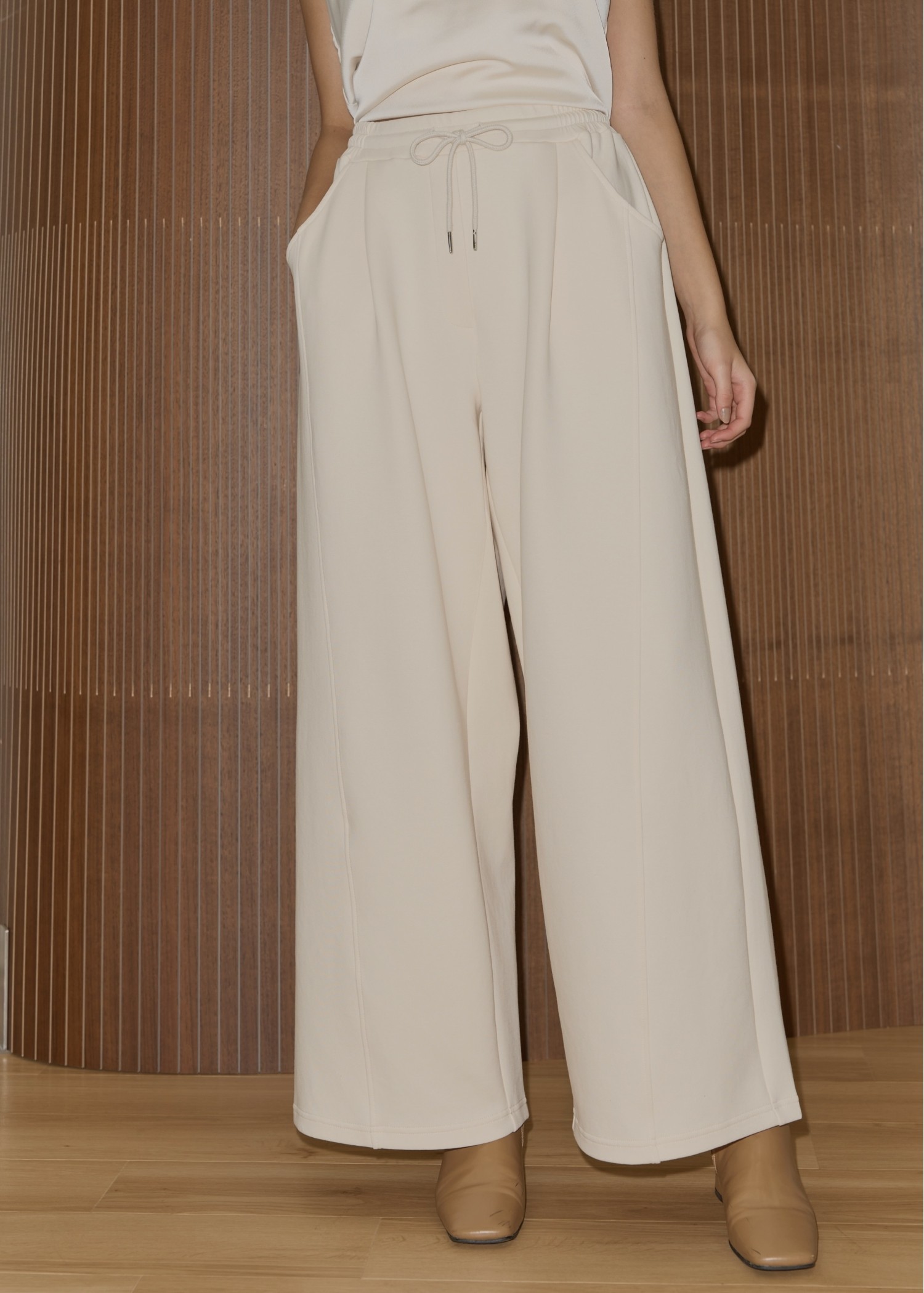 ponte conversion tuck indulgent PT