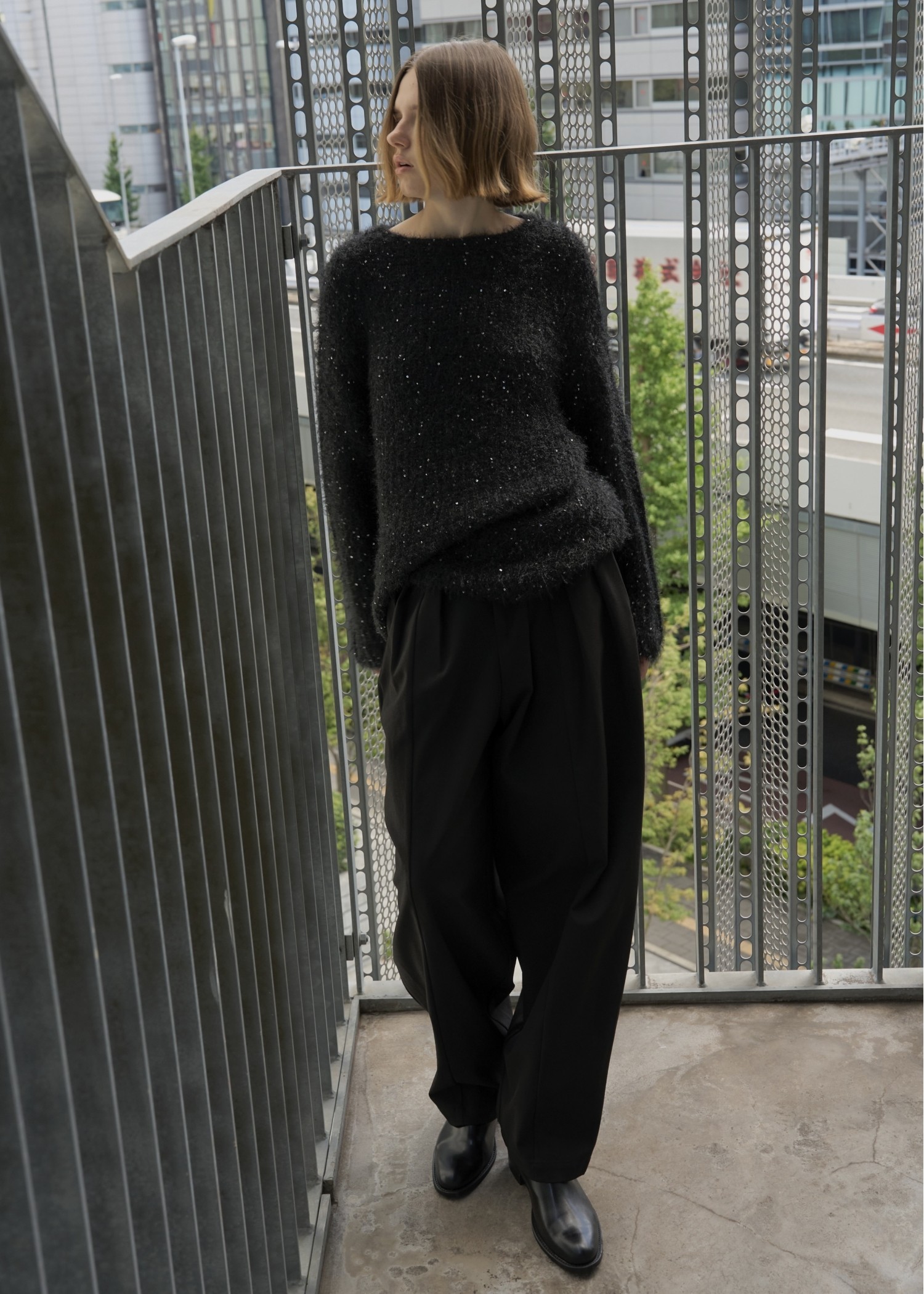 many tuck panel wide PT