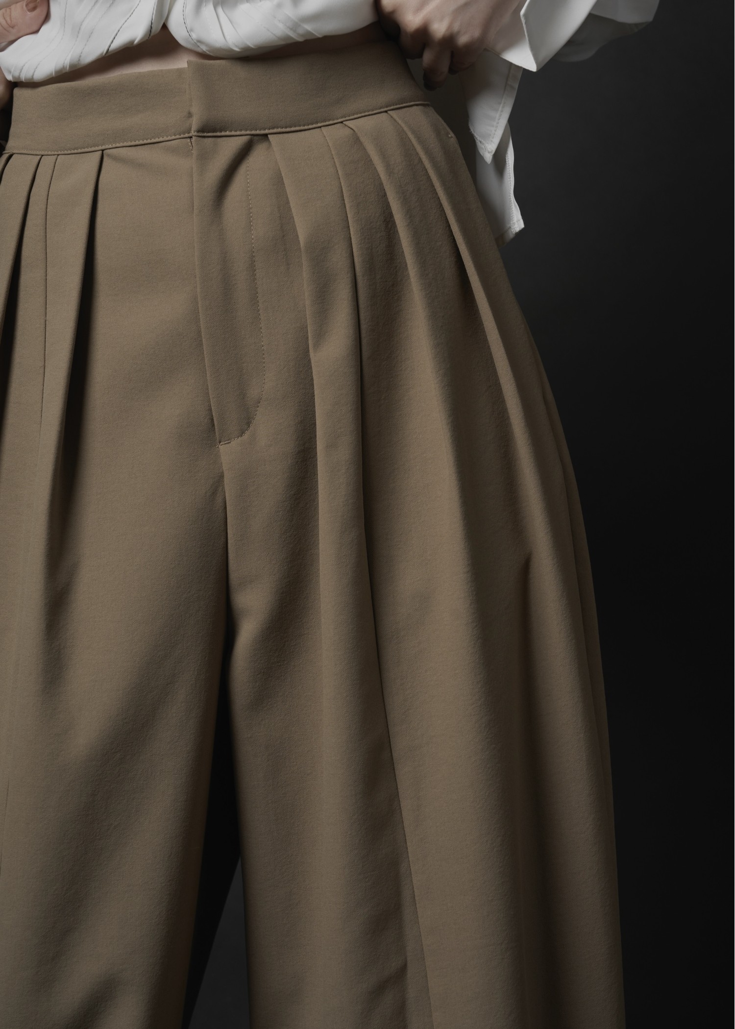 many tuck panel wide PT