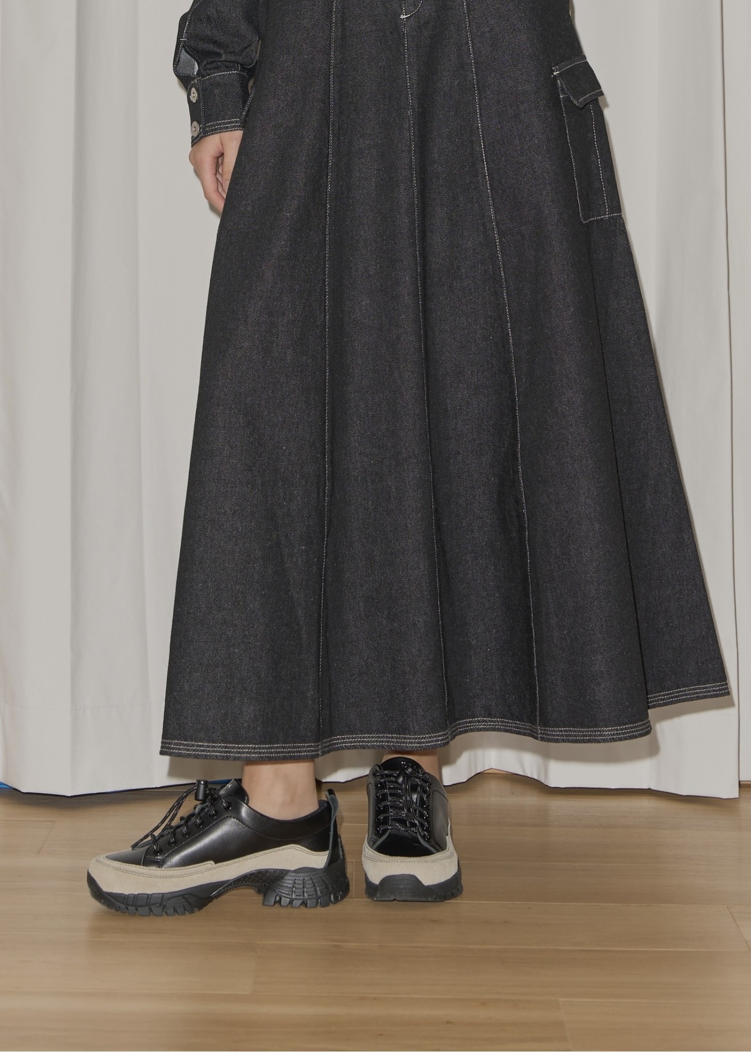 YOAK × WILLFULLY collaboration shoes