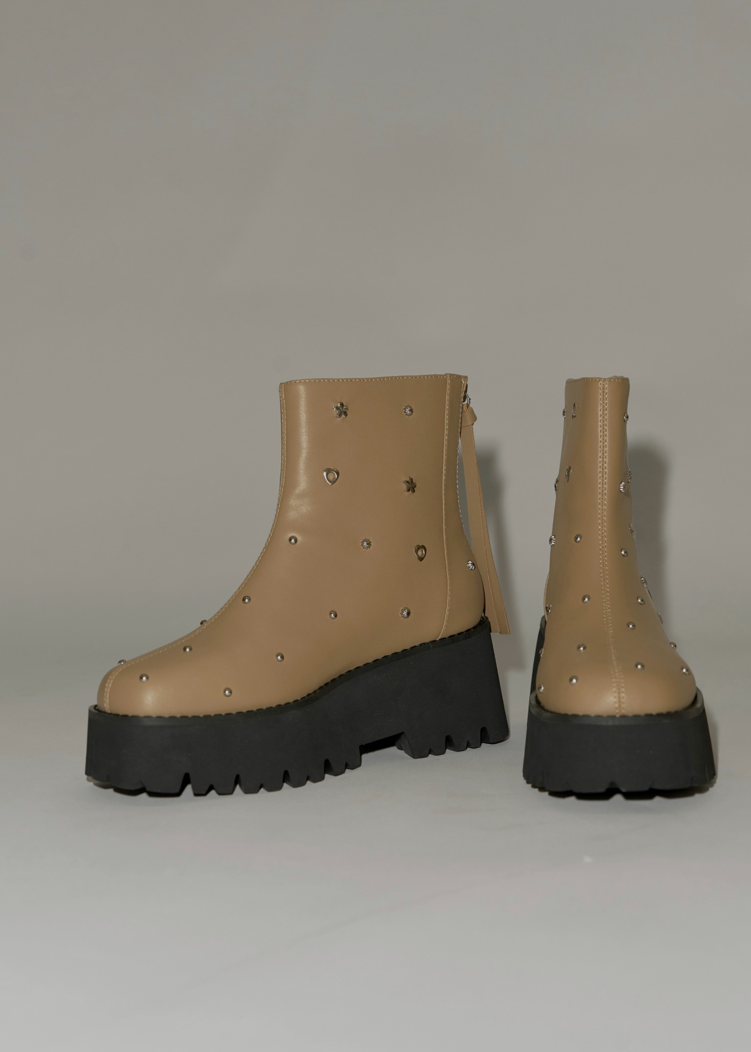 random studs short dad boots