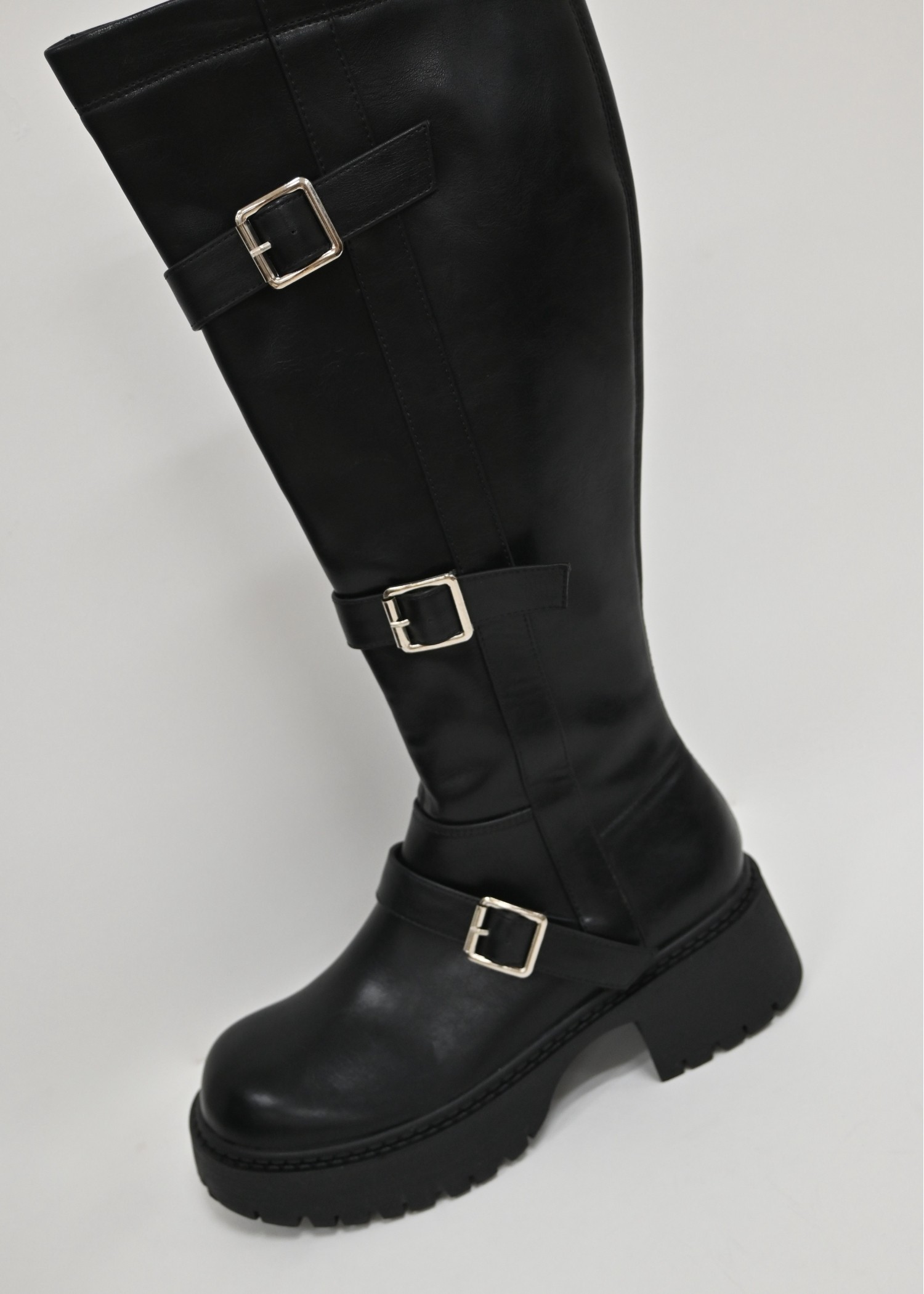 side buckle belt long boots