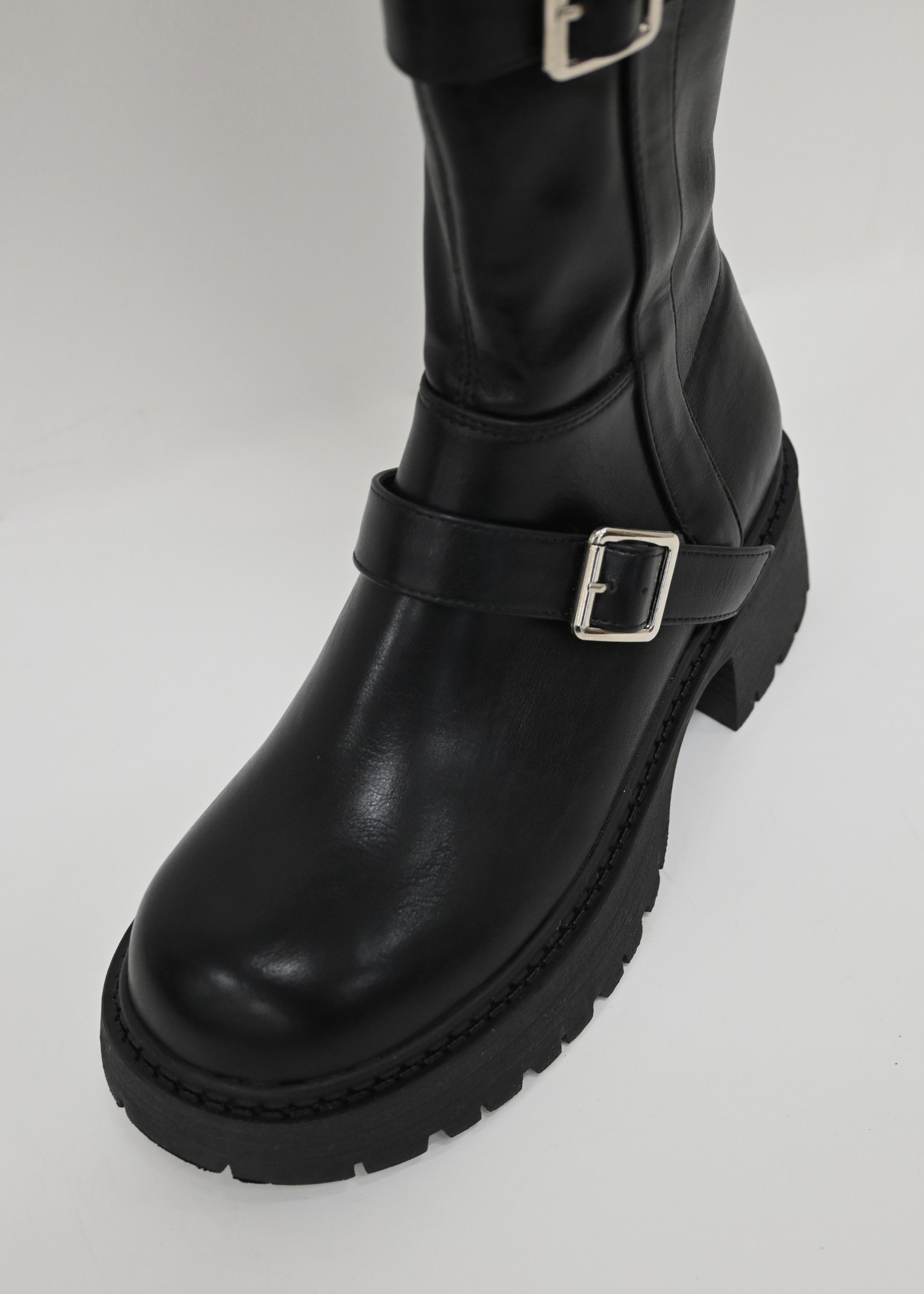 side buckle belt long boots