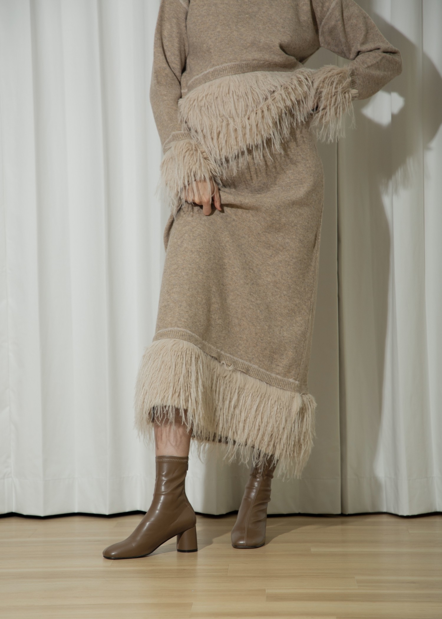 round heel short boots