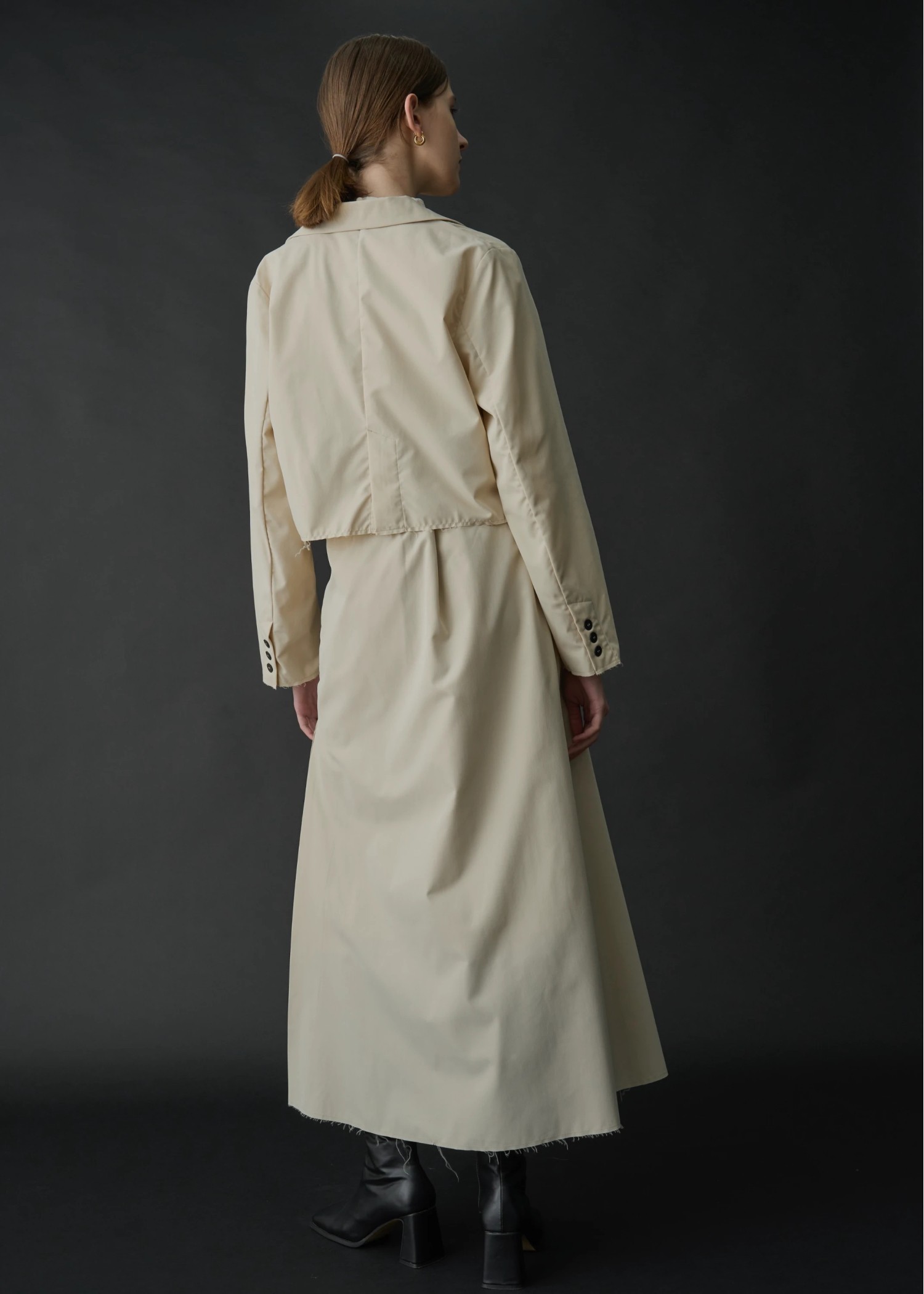 side box tuck wrap flare bi color button SK