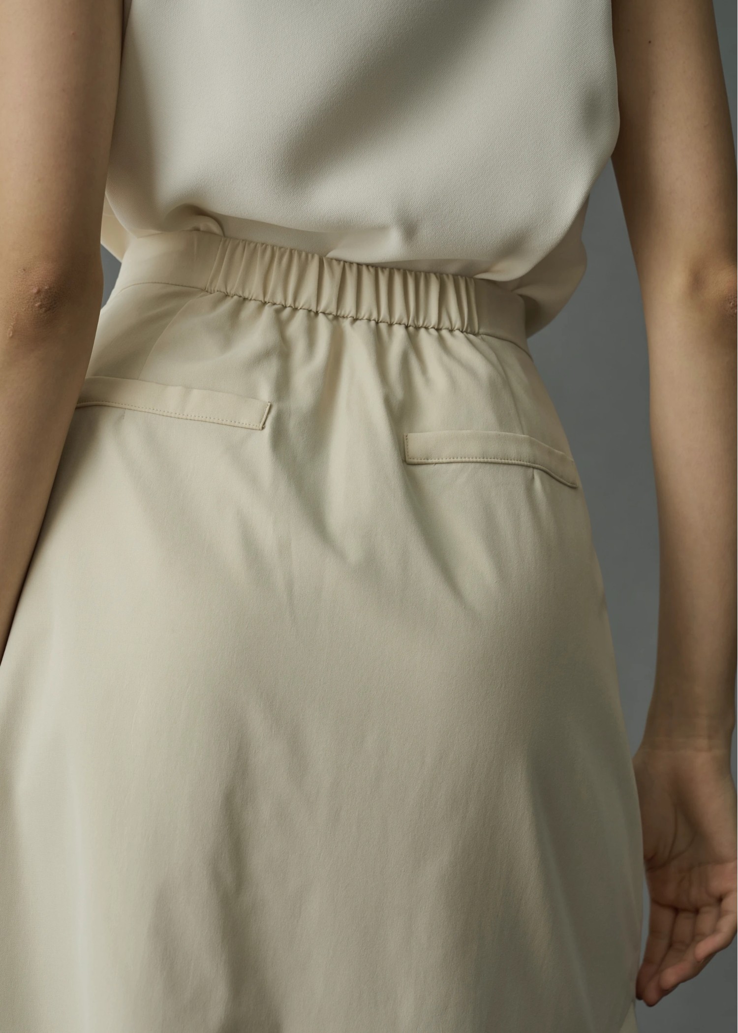 side box tuck wrap flare bi color button SK