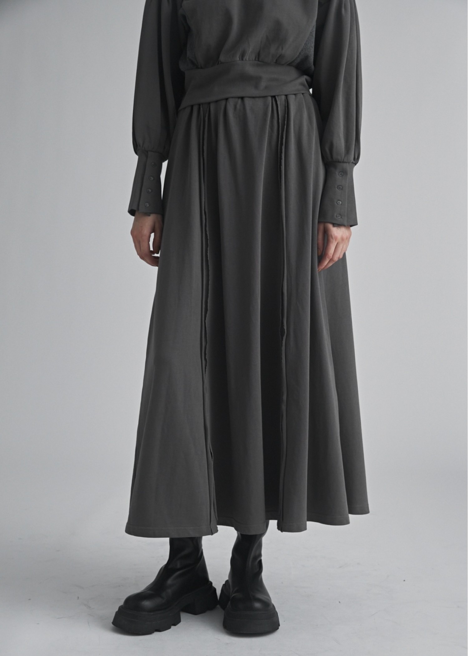 panel seam flare cut and sew SK