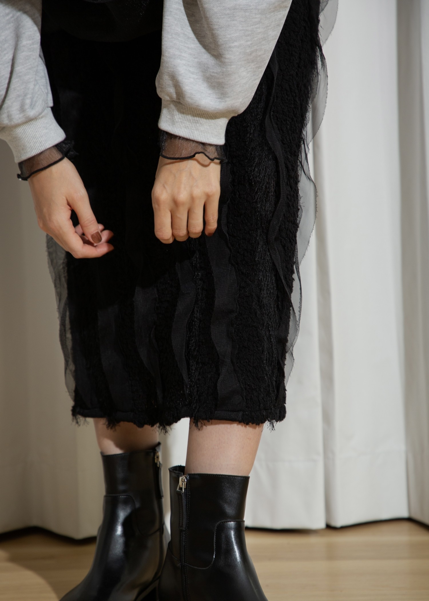 boa tulle stripe pencil SK