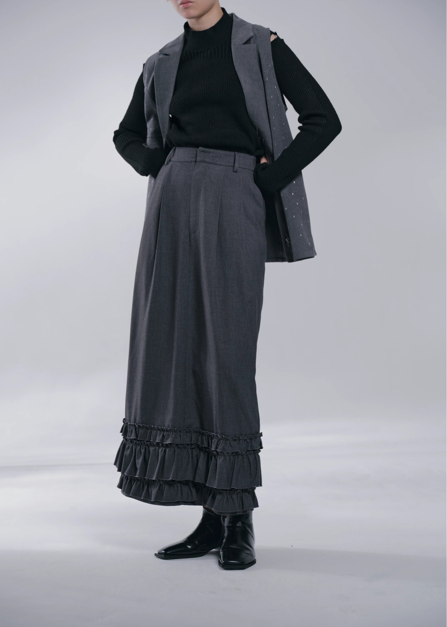 hem frill tuck pencil SK