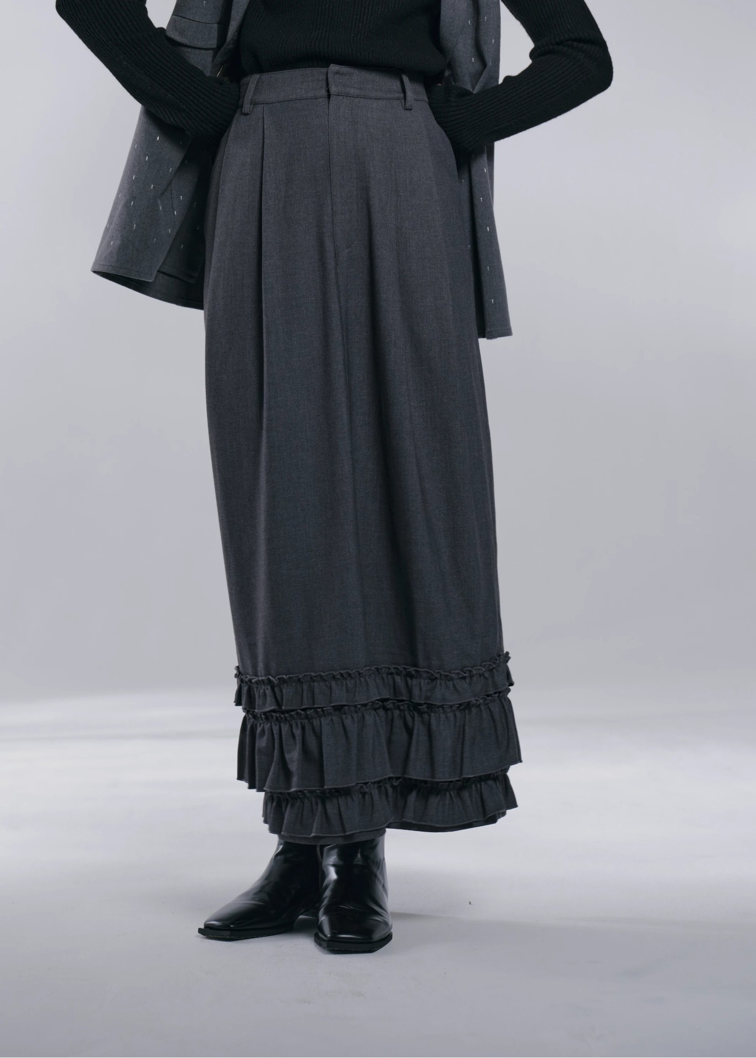 hem frill tuck pencil SK