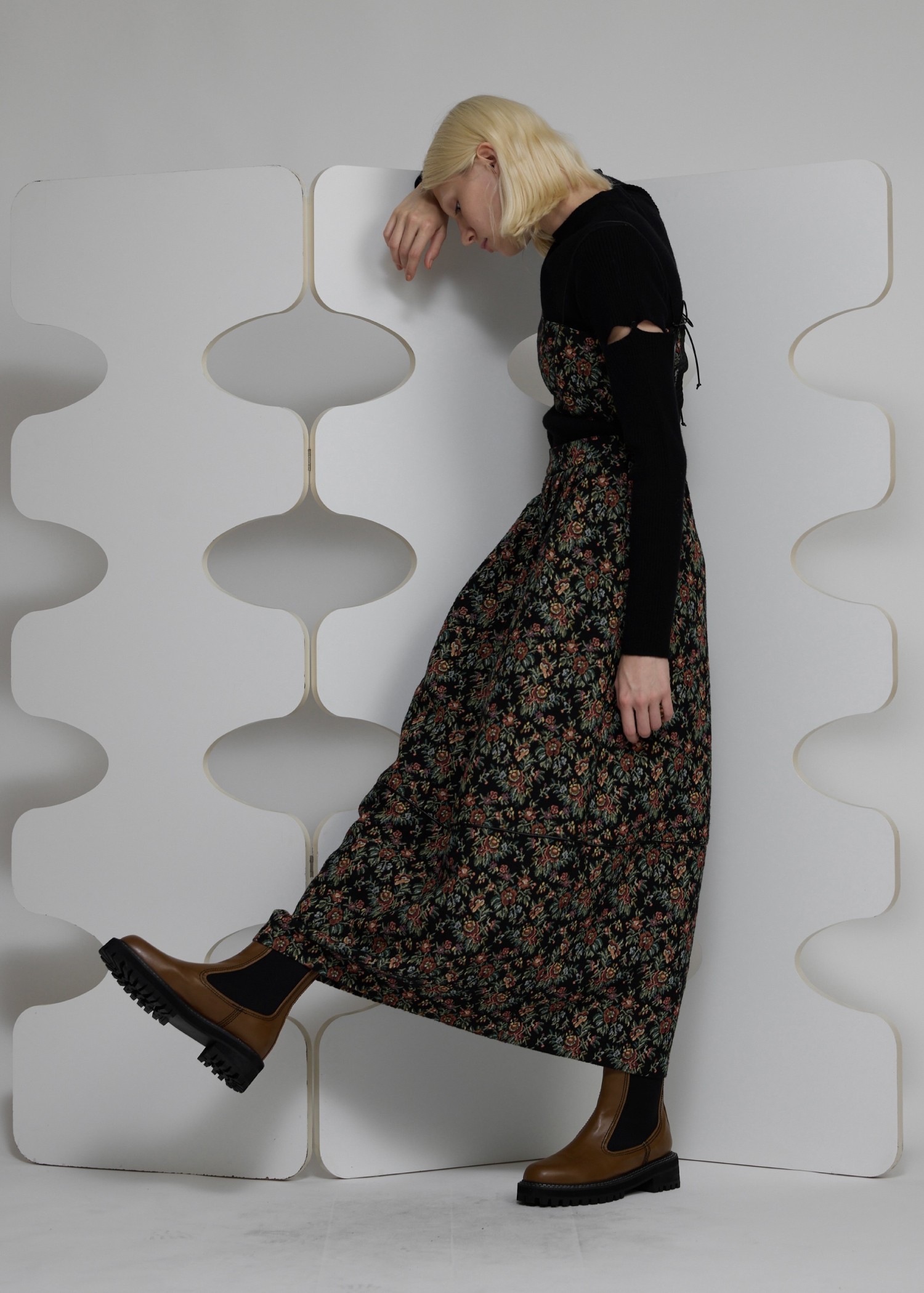 gobelin bustier & constructive cocoon SK set up