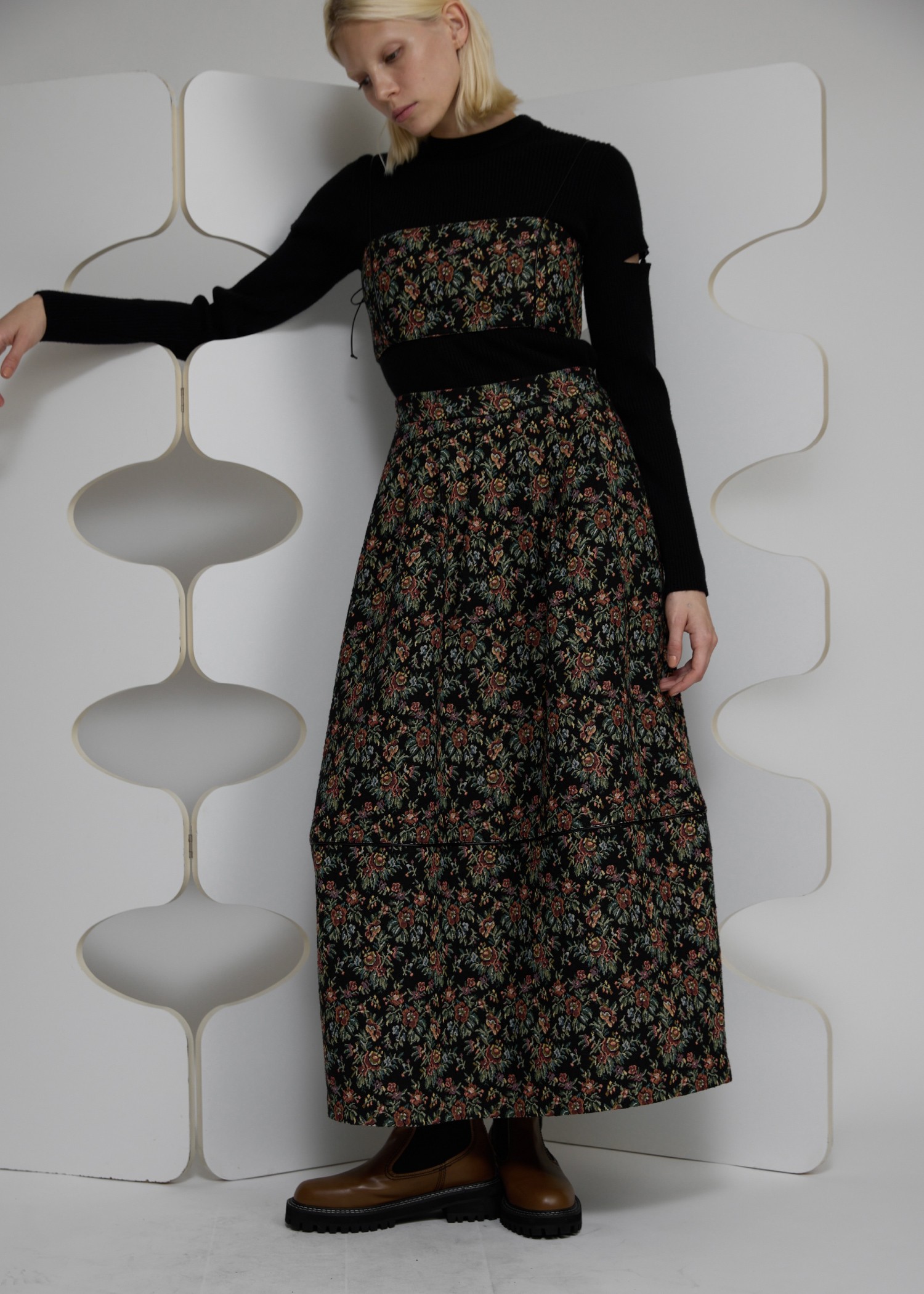 gobelin bustier & constructive cocoon SK set up