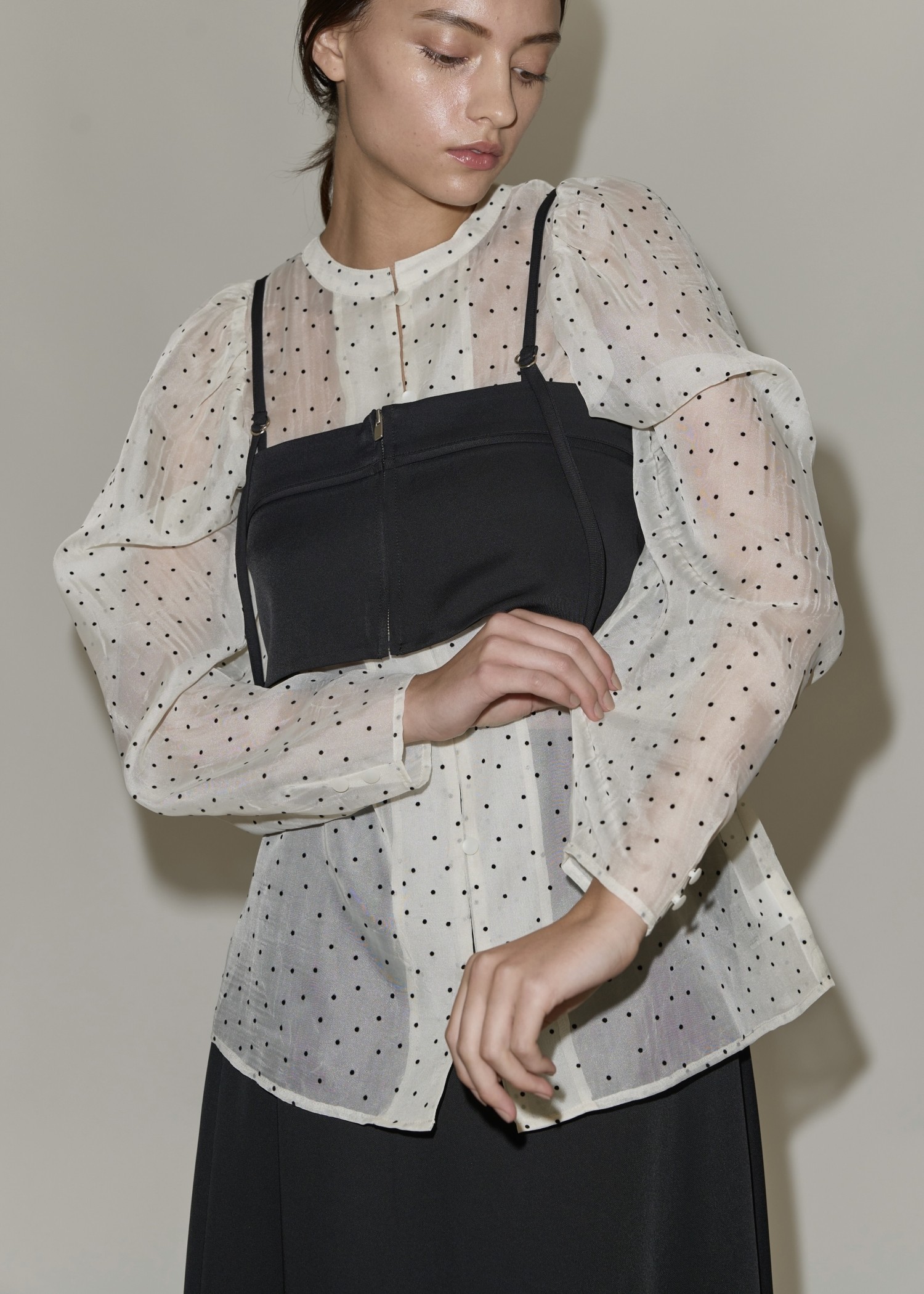 volume gather sleeve dot sheer BL