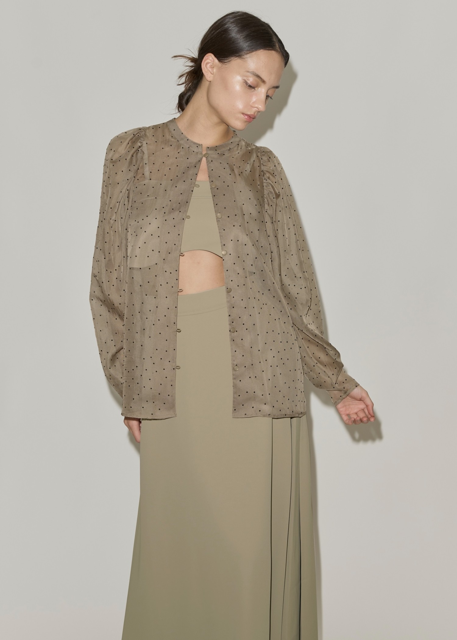 volume gather sleeve dot sheer BL