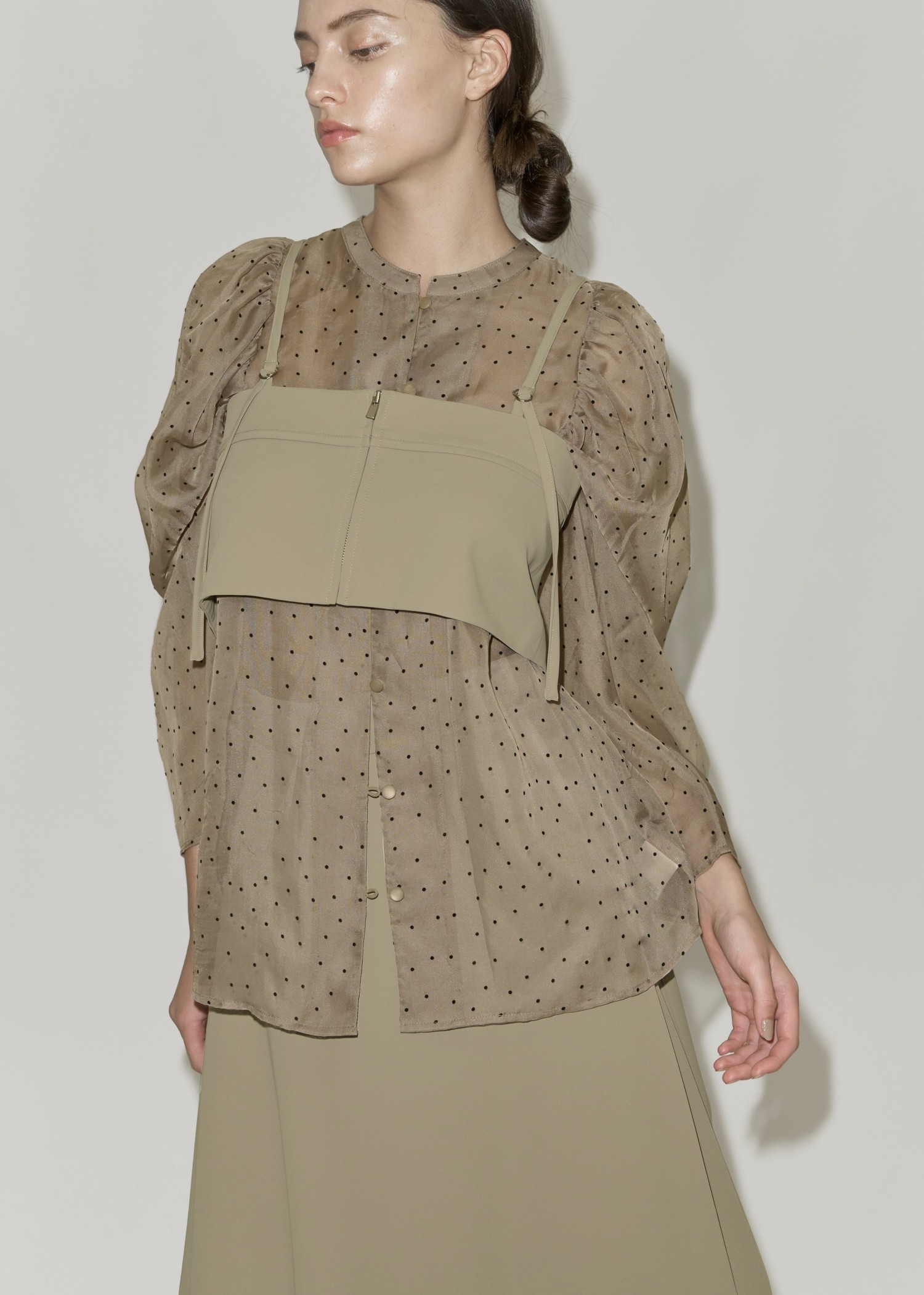 volume gather sleeve dot sheer BL