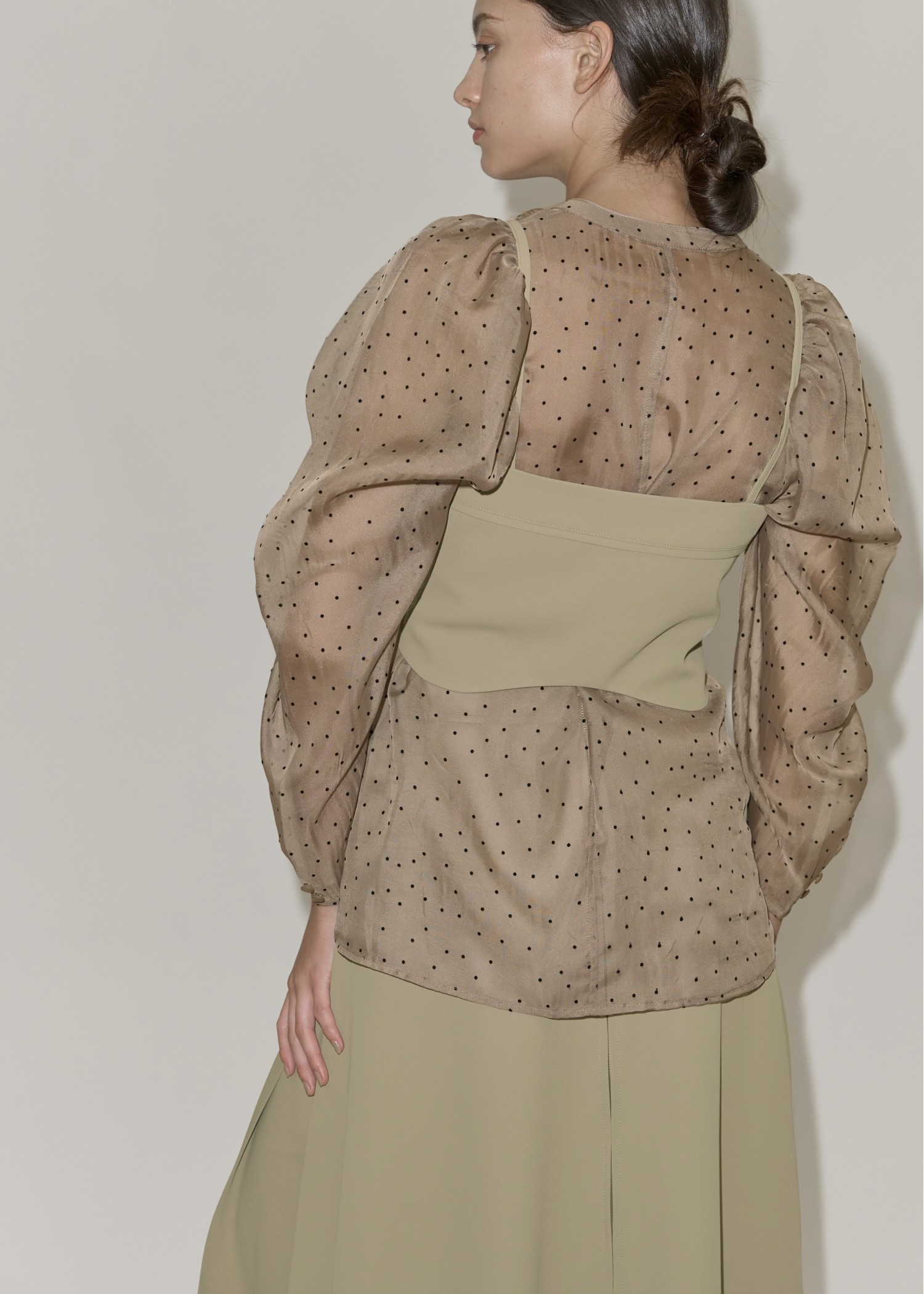 volume gather sleeve dot sheer BL