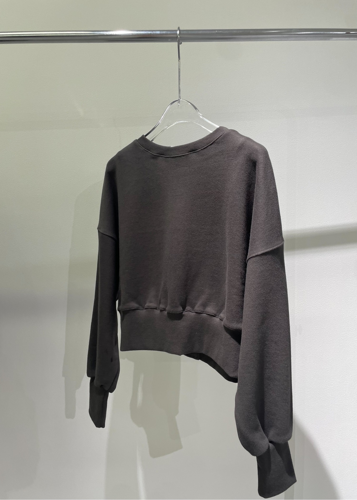 short cropped ring button 3way sweat