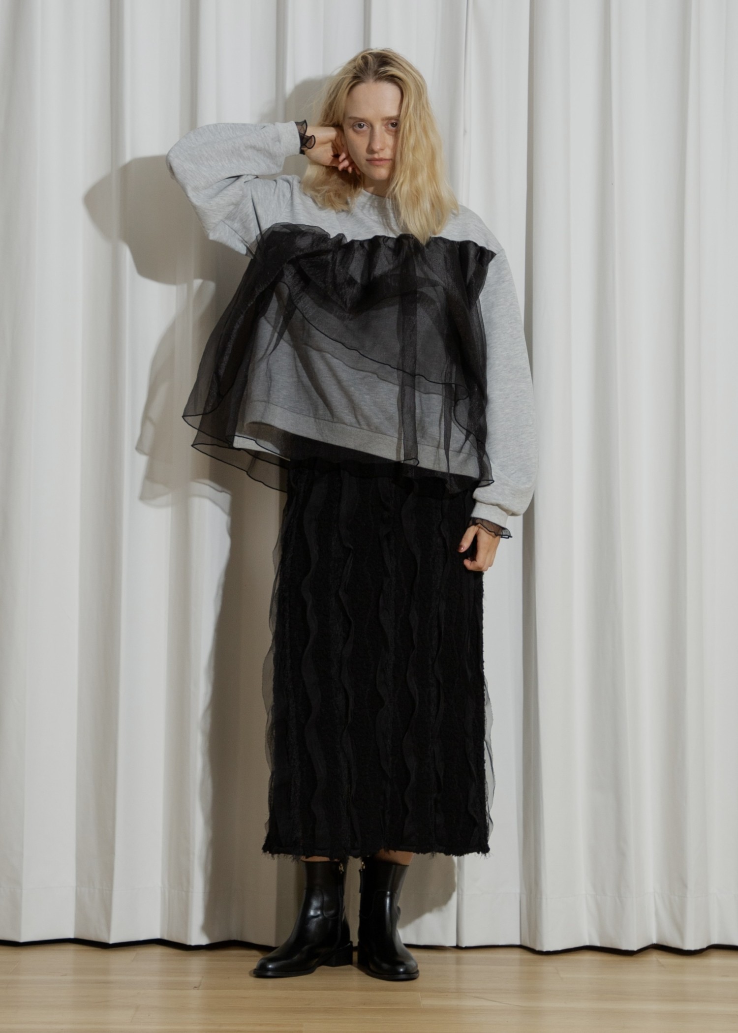 slant organdy docking sweat tops