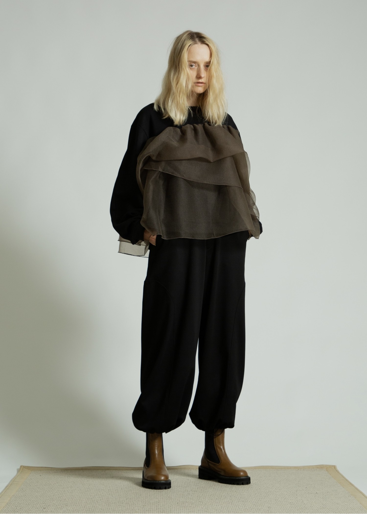 slant organdy docking sweat tops