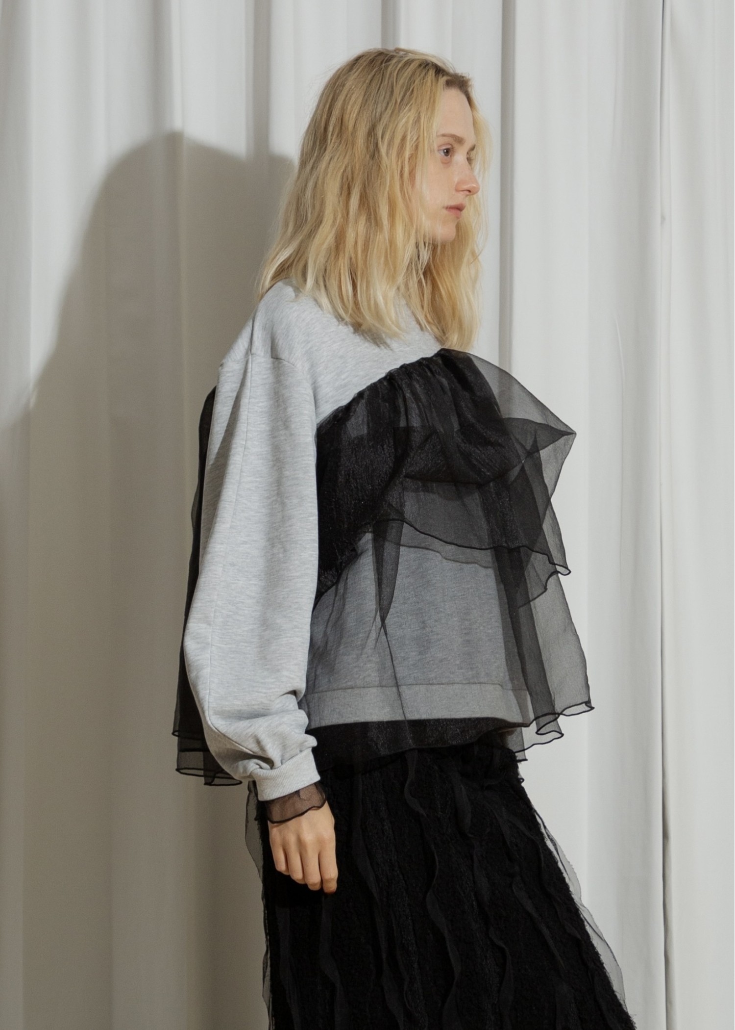 slant organdy docking sweat tops