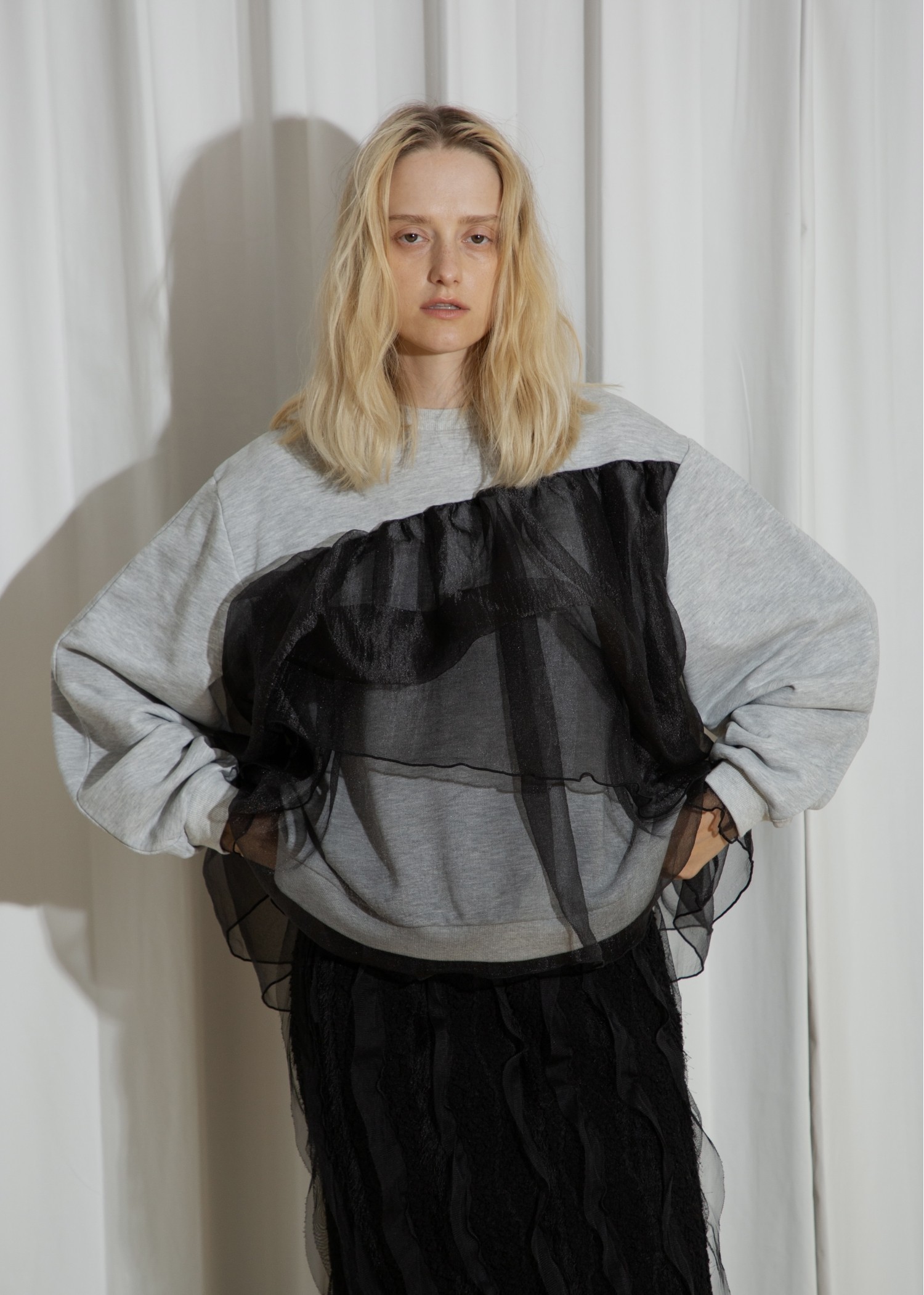 slant organdy docking sweat tops