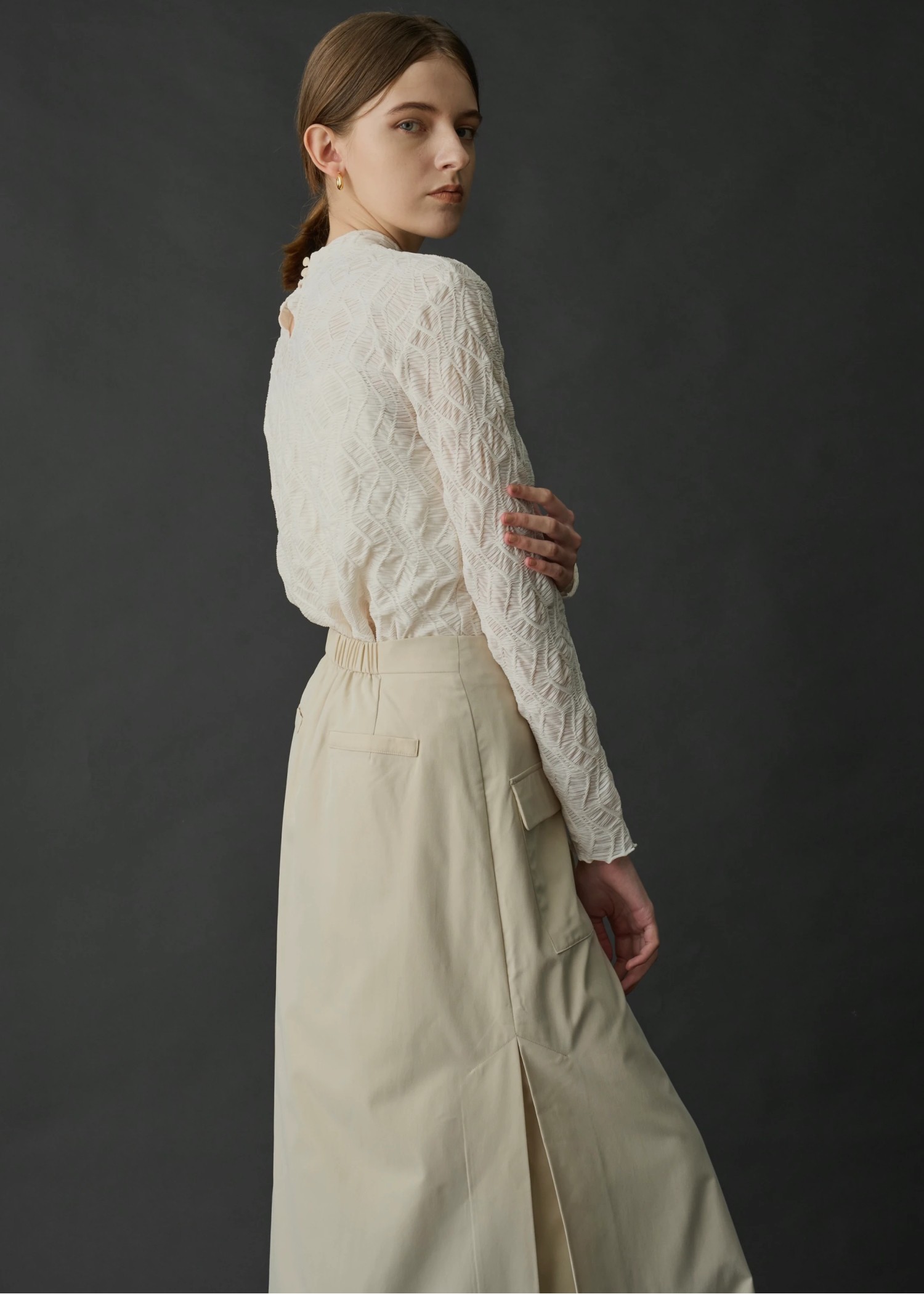 wave jacquard high neck sheer tops