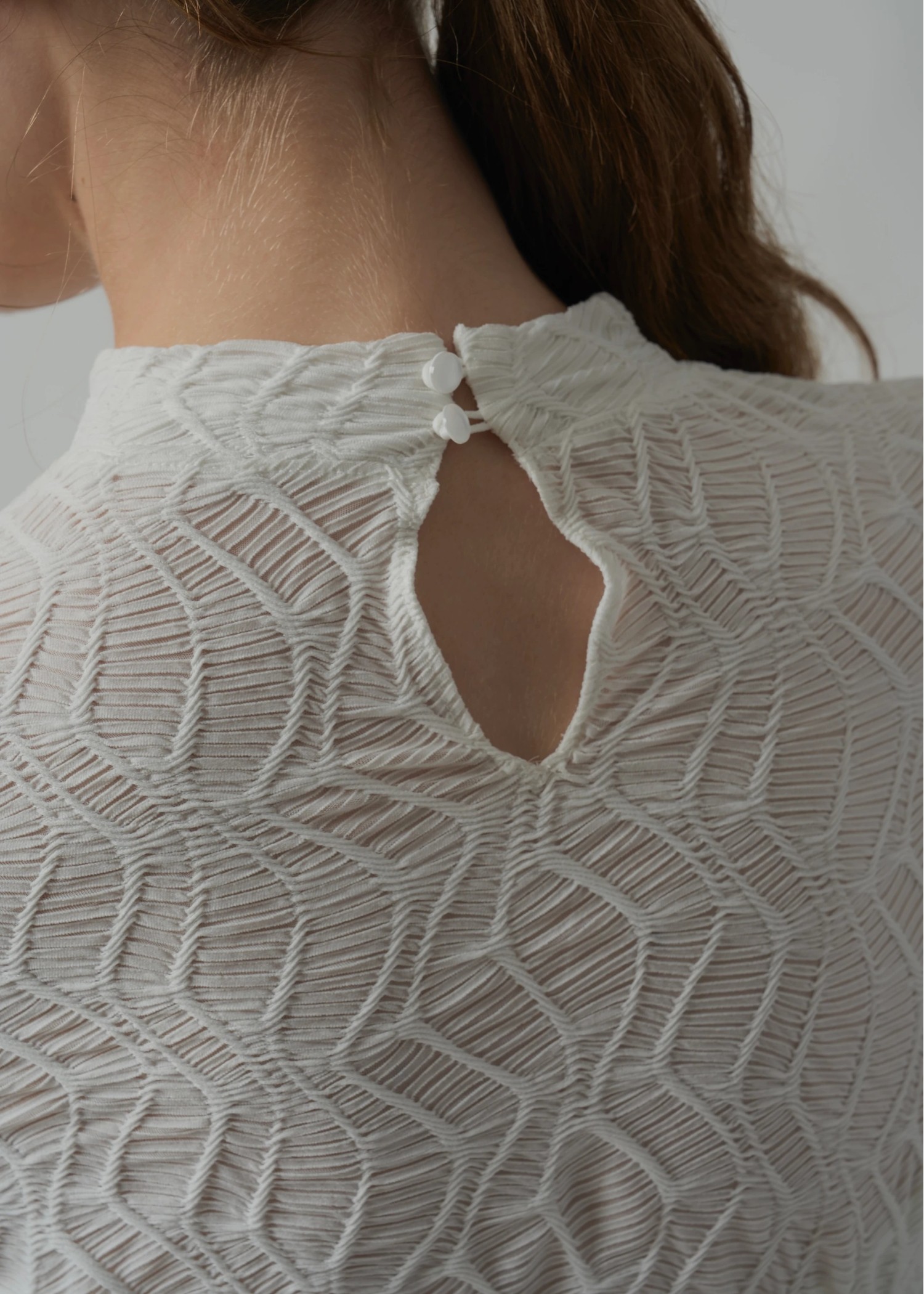 wave jacquard high neck sheer tops