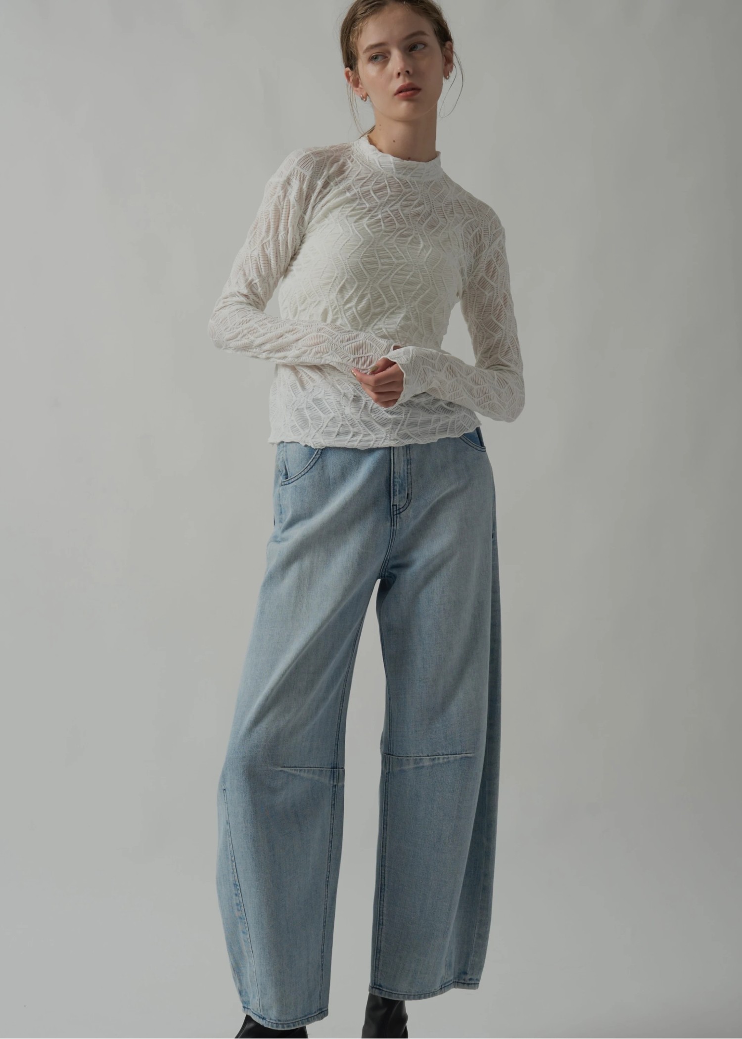 wave jacquard high neck sheer tops