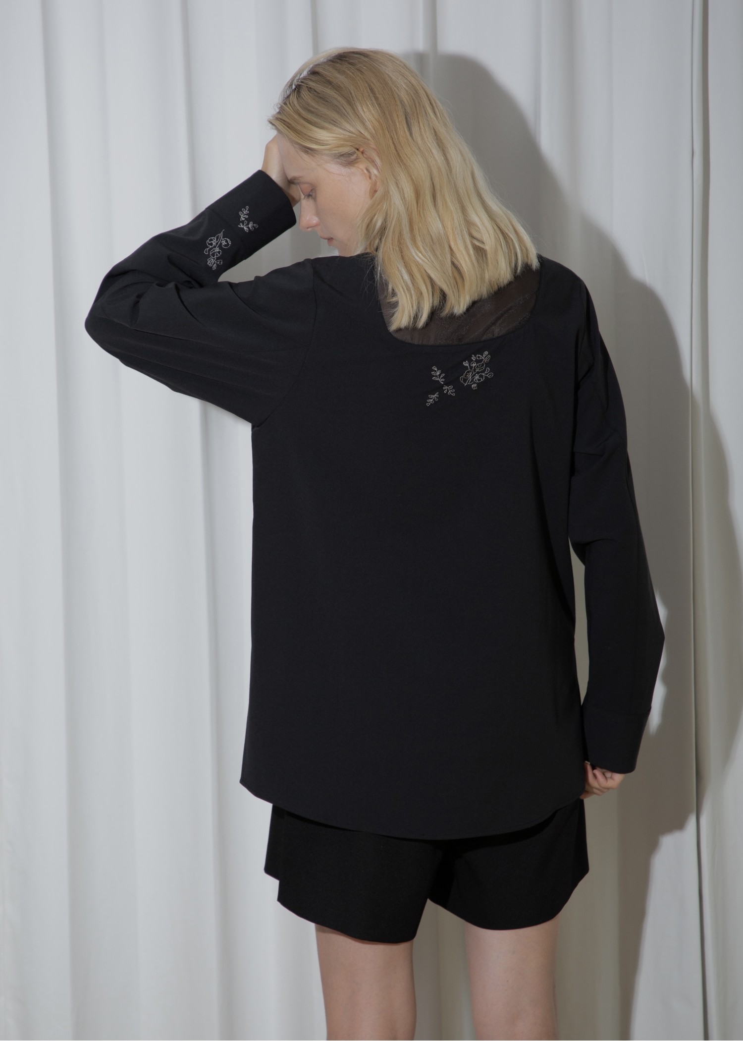 embroidery bijou motif sheer changeover SH