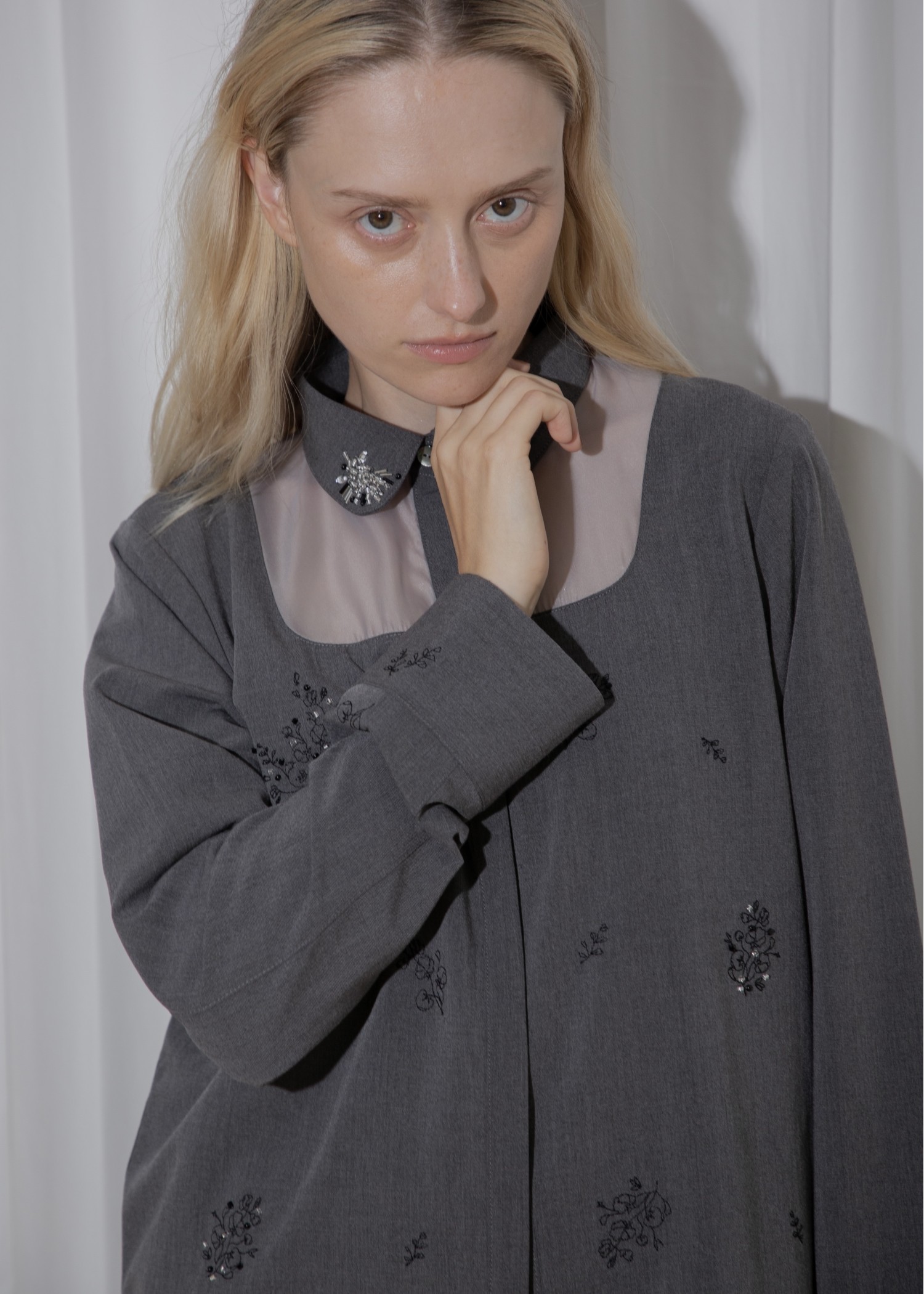 embroidery bijou motif sheer changeover SH