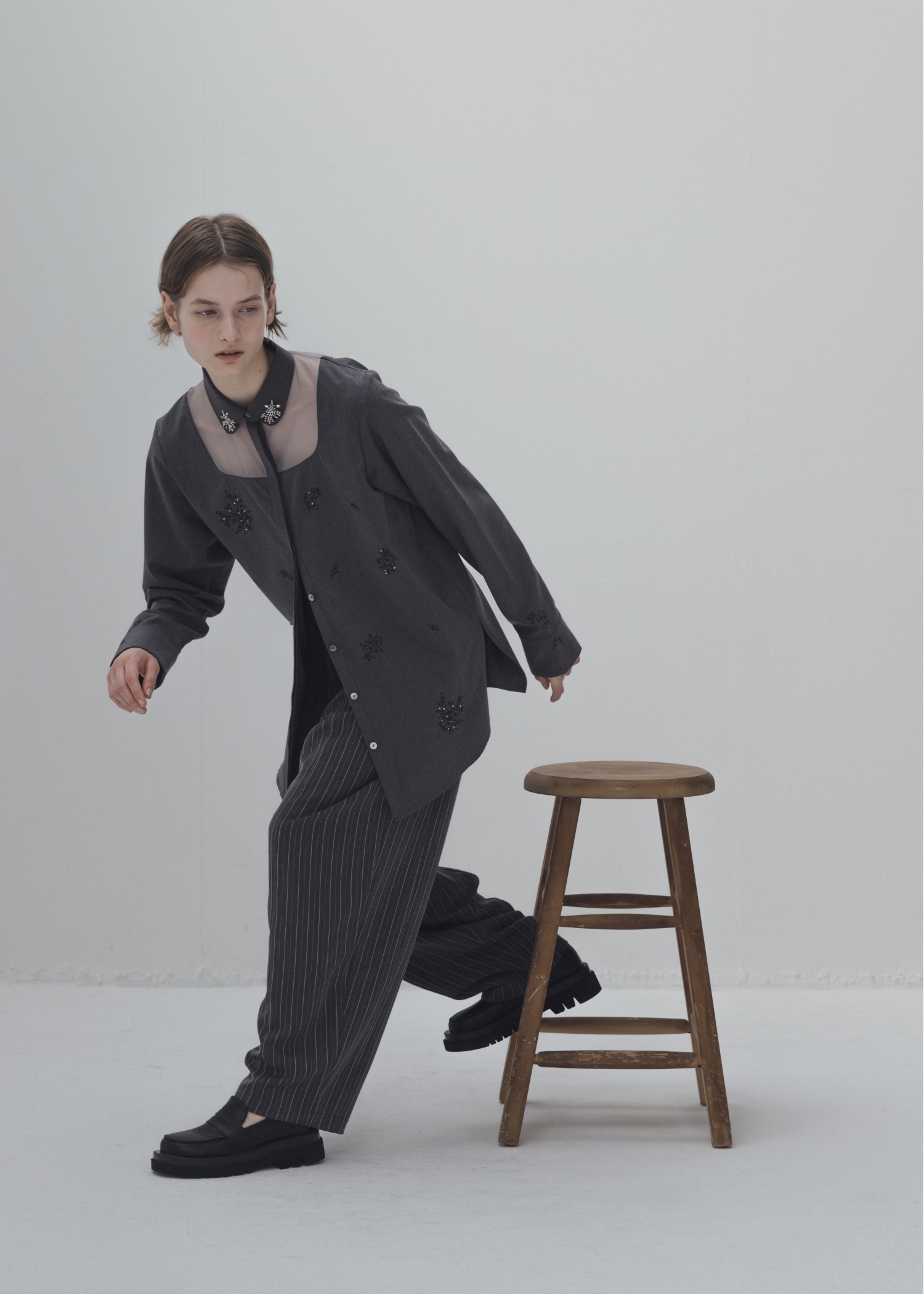 embroidery bijou motif sheer changeover SH