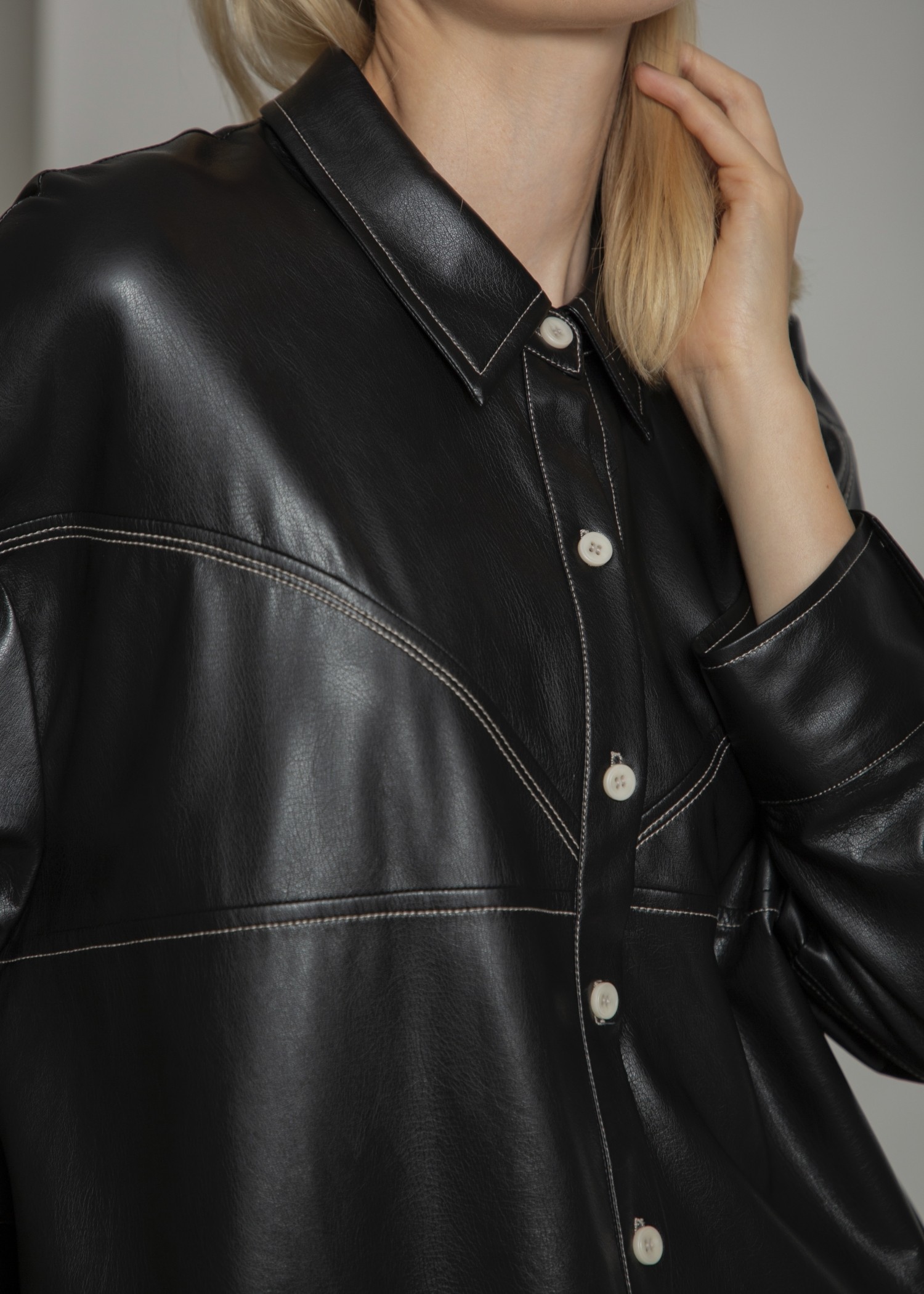 soft synthetic leather color scheme stitch SH