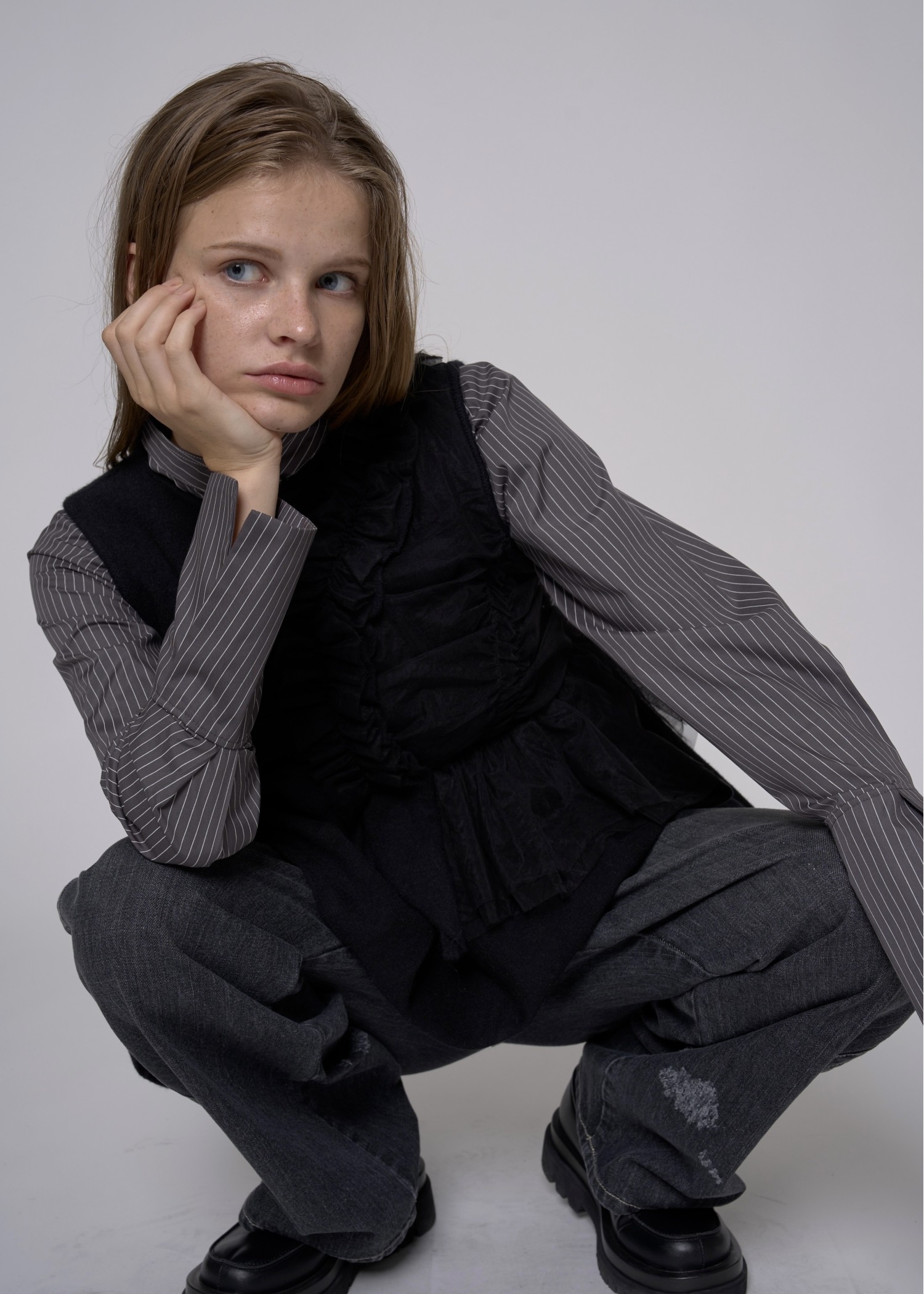 band collar pin tuck short SH