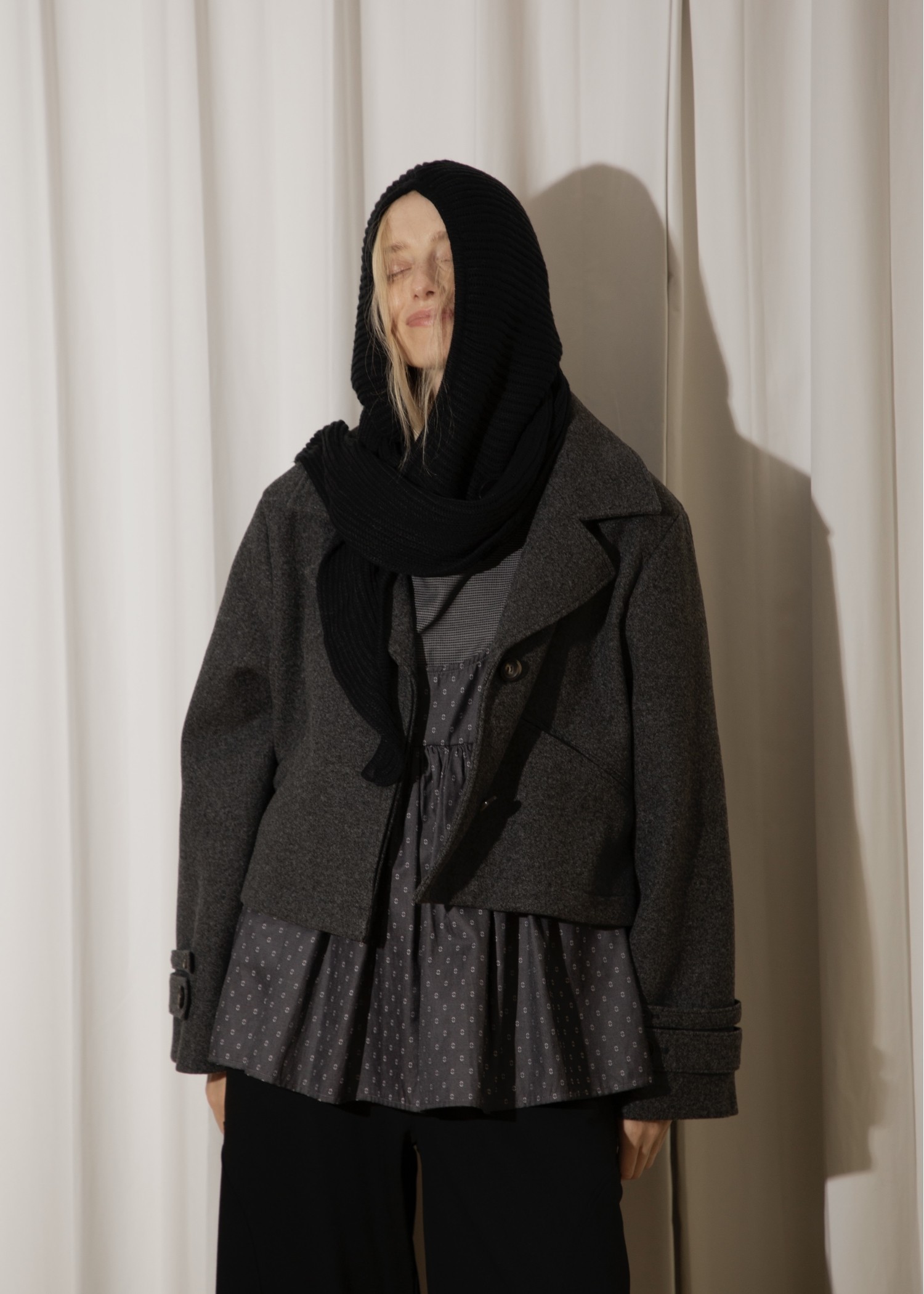 jacquard layered volume sleeve gather BL