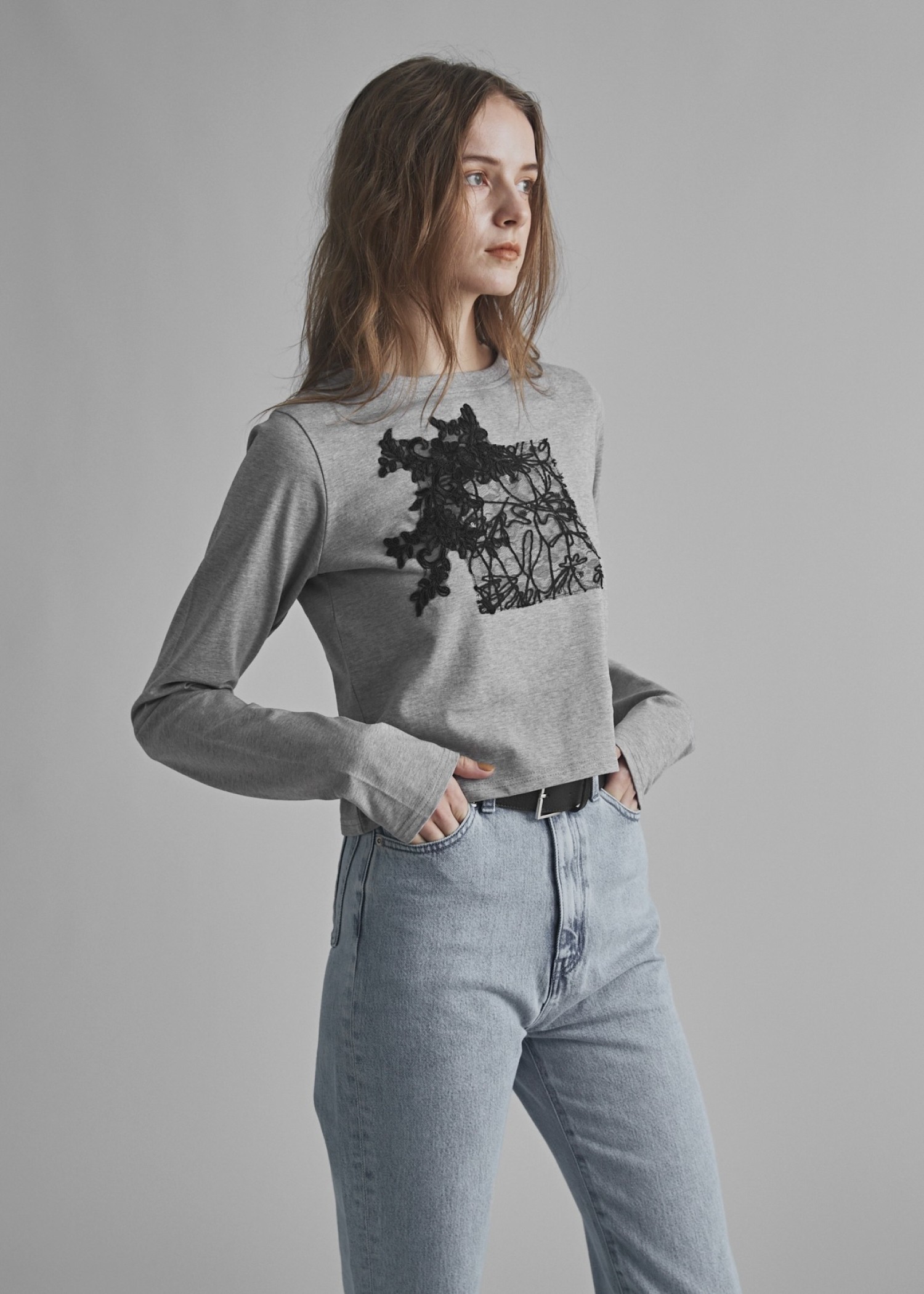 lace motif arrangement long T