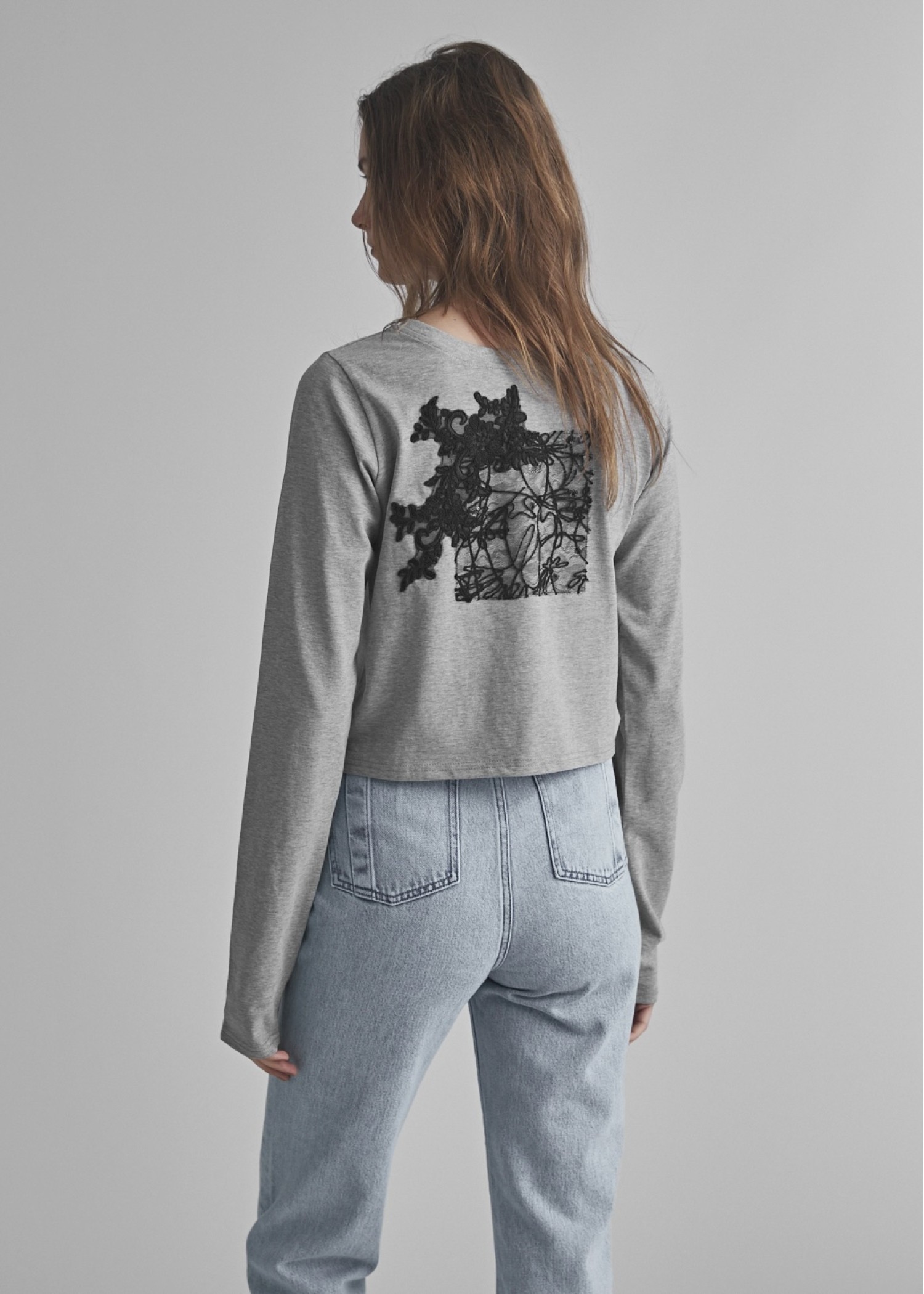 lace motif arrangement long T